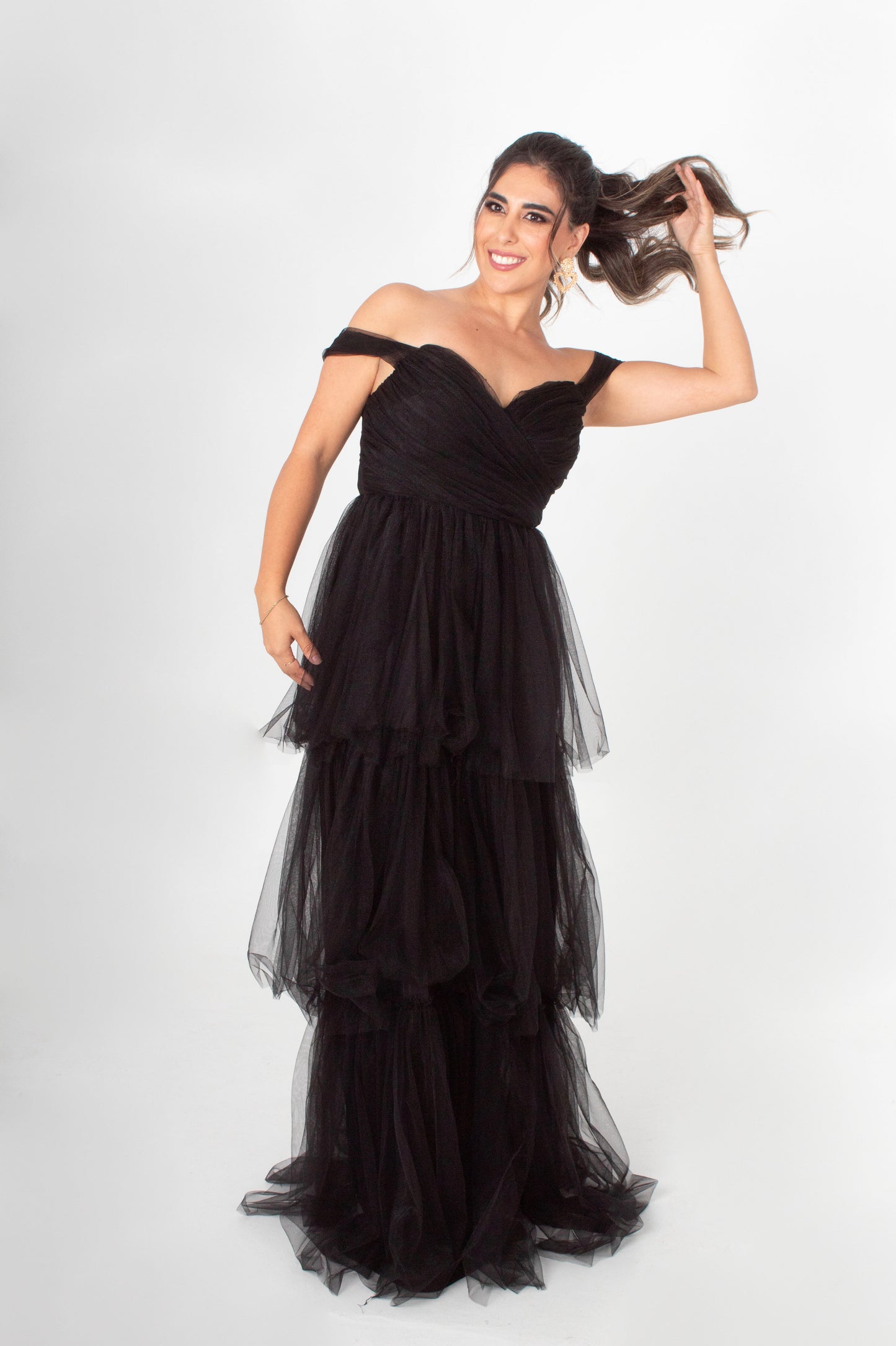 Vestido Estraple Olanes Manga Caida