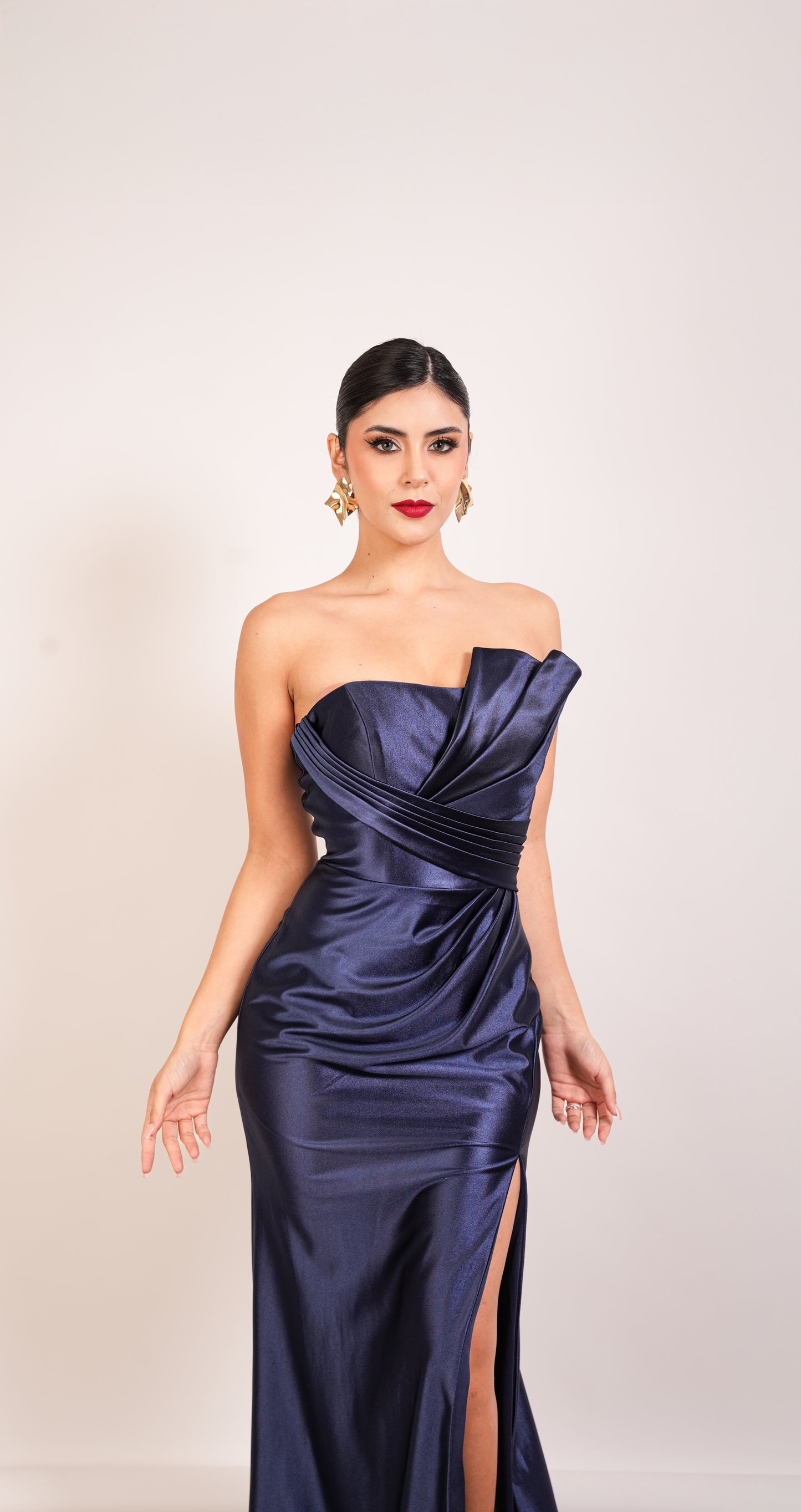 Vestido Satin Straple Grapeado