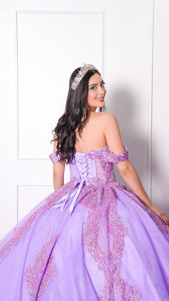 Vestido de XV Años Morado de Glitter y Mangas Campesinas