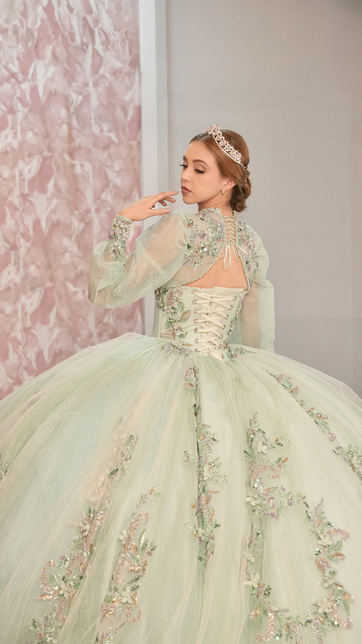 Vestido XV Verde Pistache Pedreria De Colores Con Manga Larga