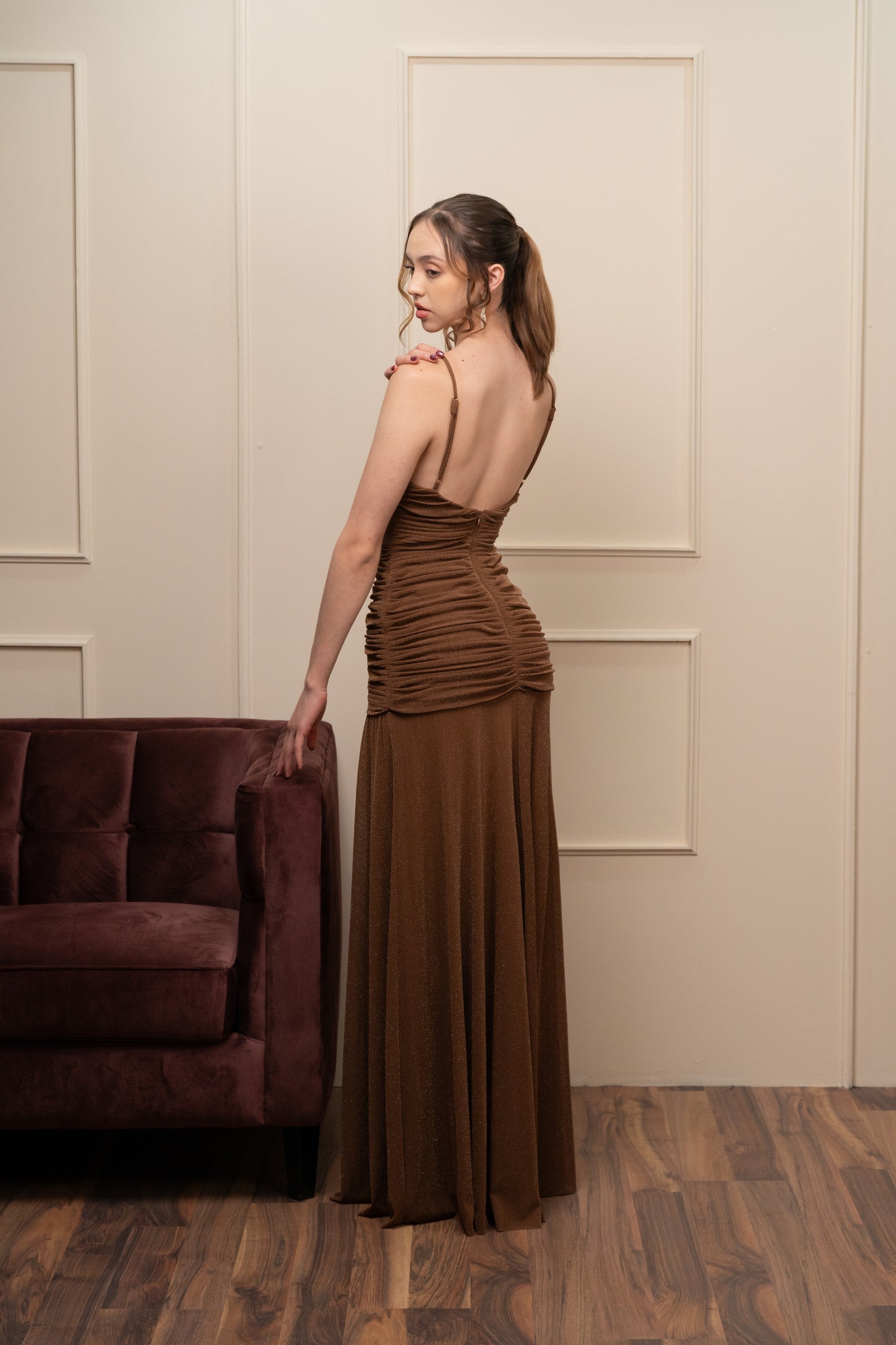 Vestido Cafe Brilloso Corrugado Tirantes
