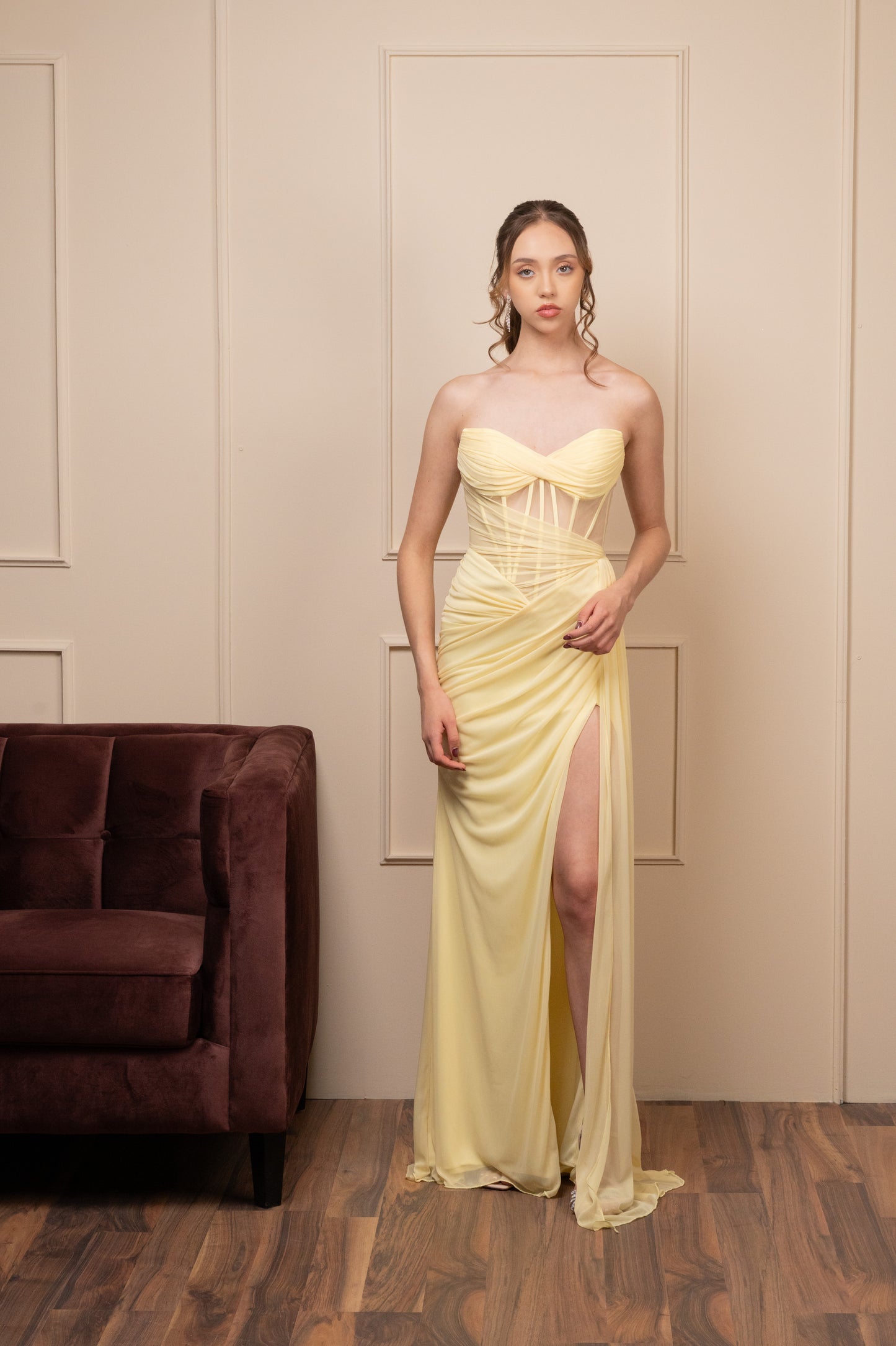 Vestido Amarillo Straple Corrugado En Abdomen