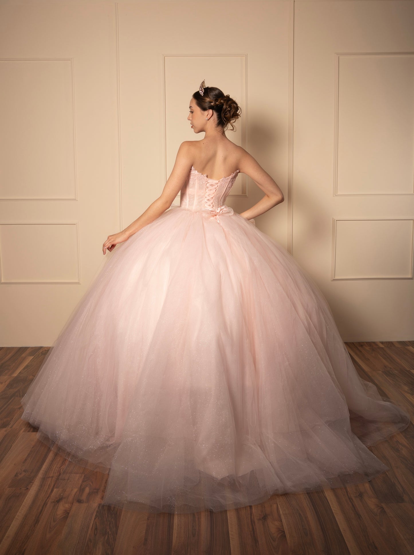 Vestido de XV Años Rosa Baby Moño en Falda y Gargantilla