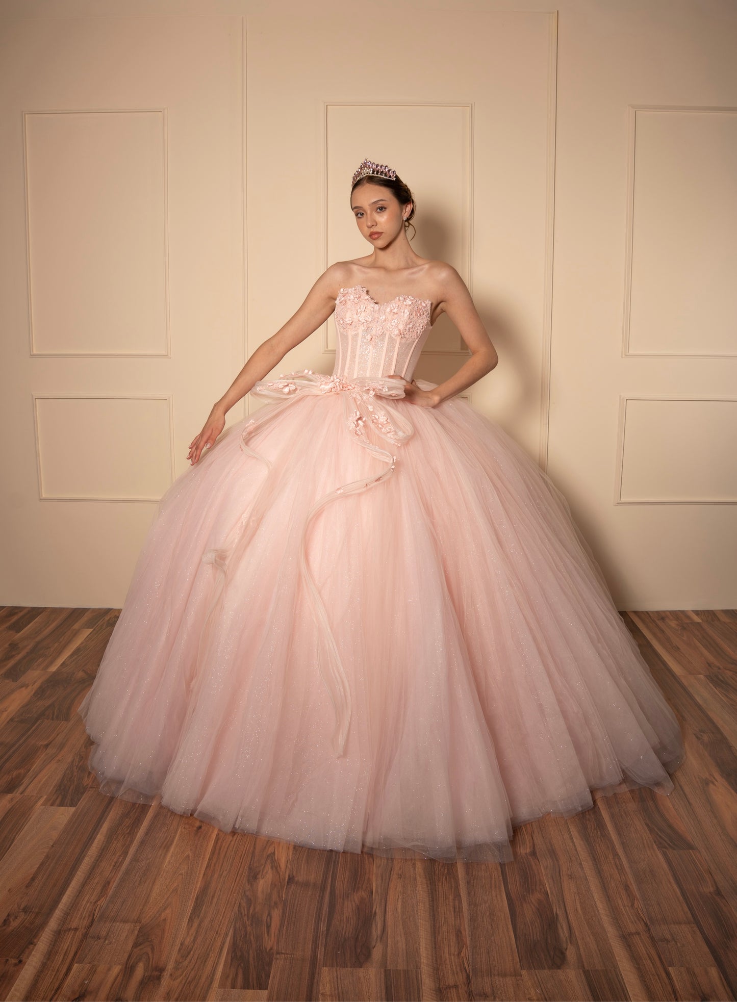 Vestido de XV Años Rosa Baby Moño en Falda y Gargantilla