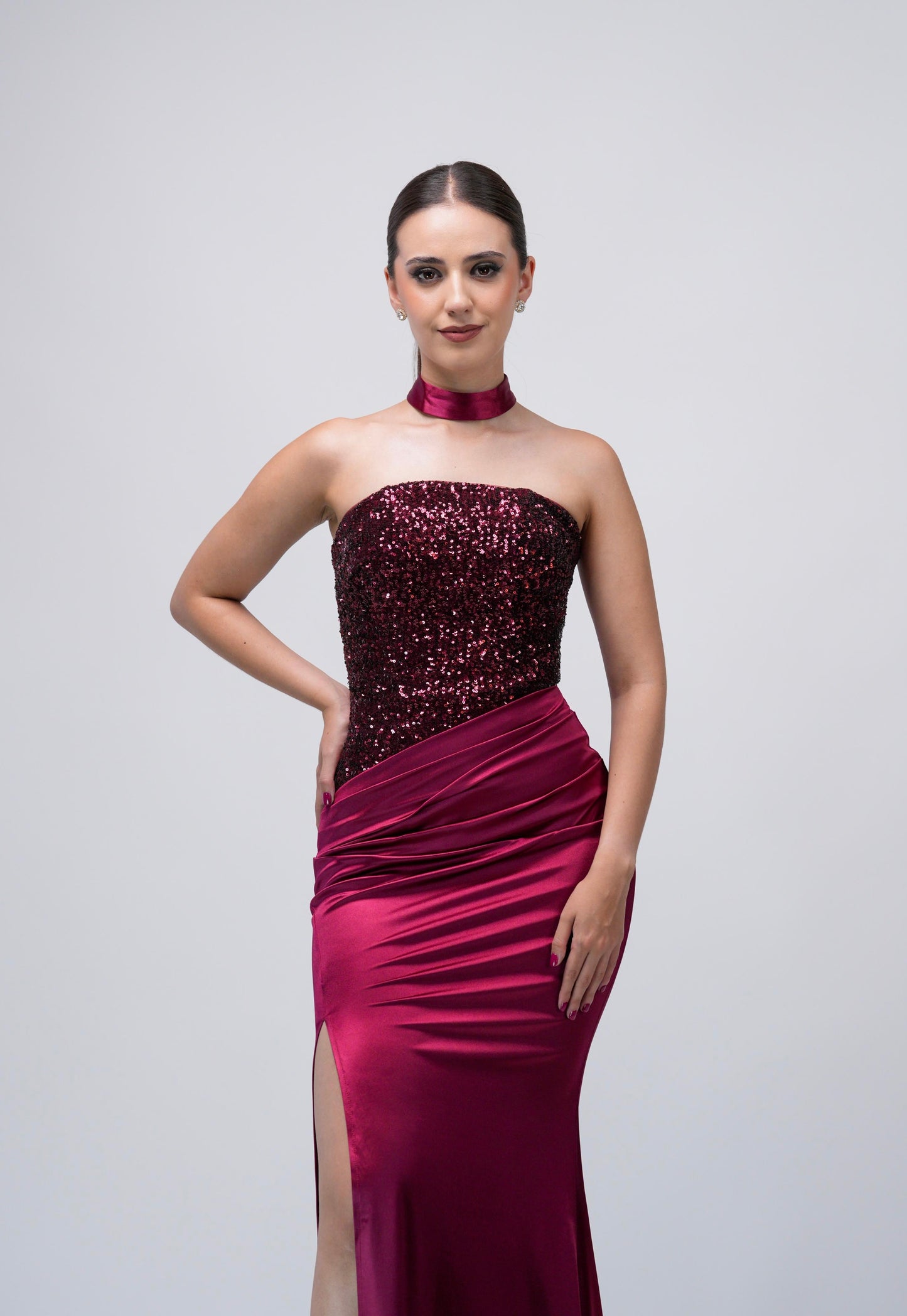 Vestido Straple Lentejuela En Pecho Falda Lisa