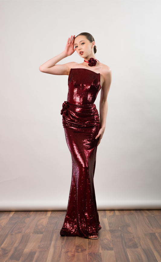 Vino Lentejuela Detalle De Flores Y Gargantilla De Flor