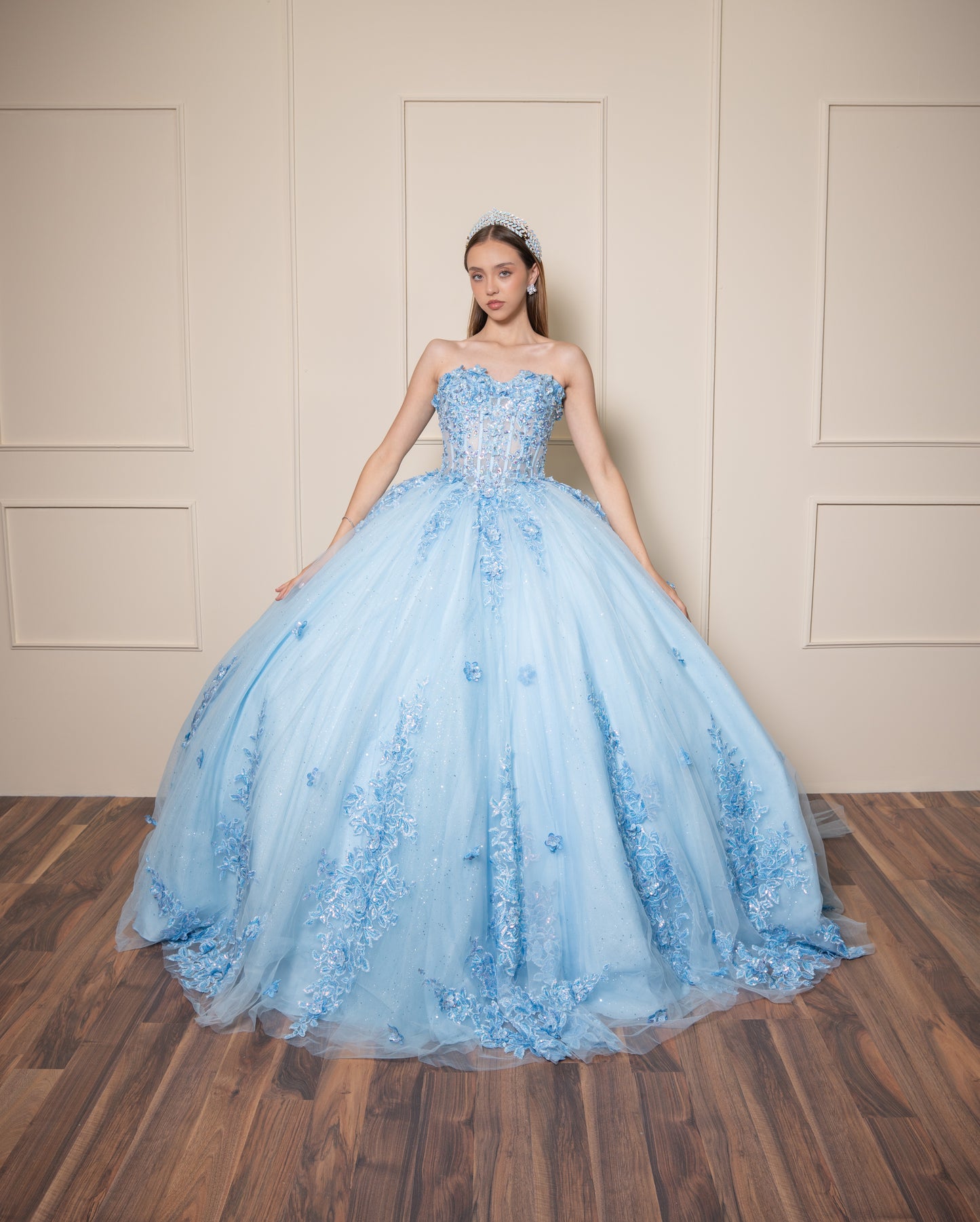 Vestido de XV Años Vestido Azul Cielo Lentejuela Tornasol Estraple