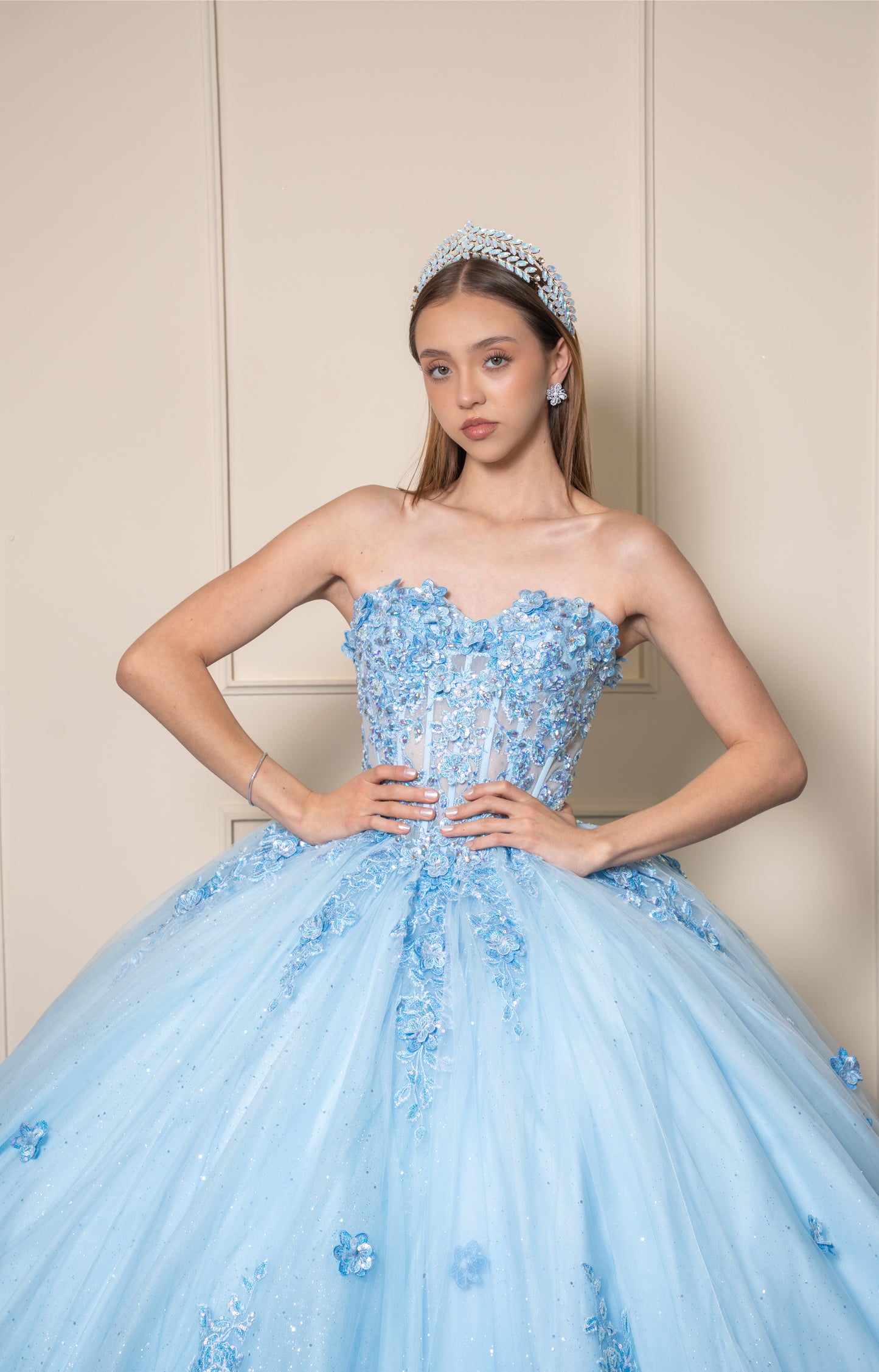 Vestido de XV Años Vestido Azul Cielo Lentejuela Tornasol Estraple