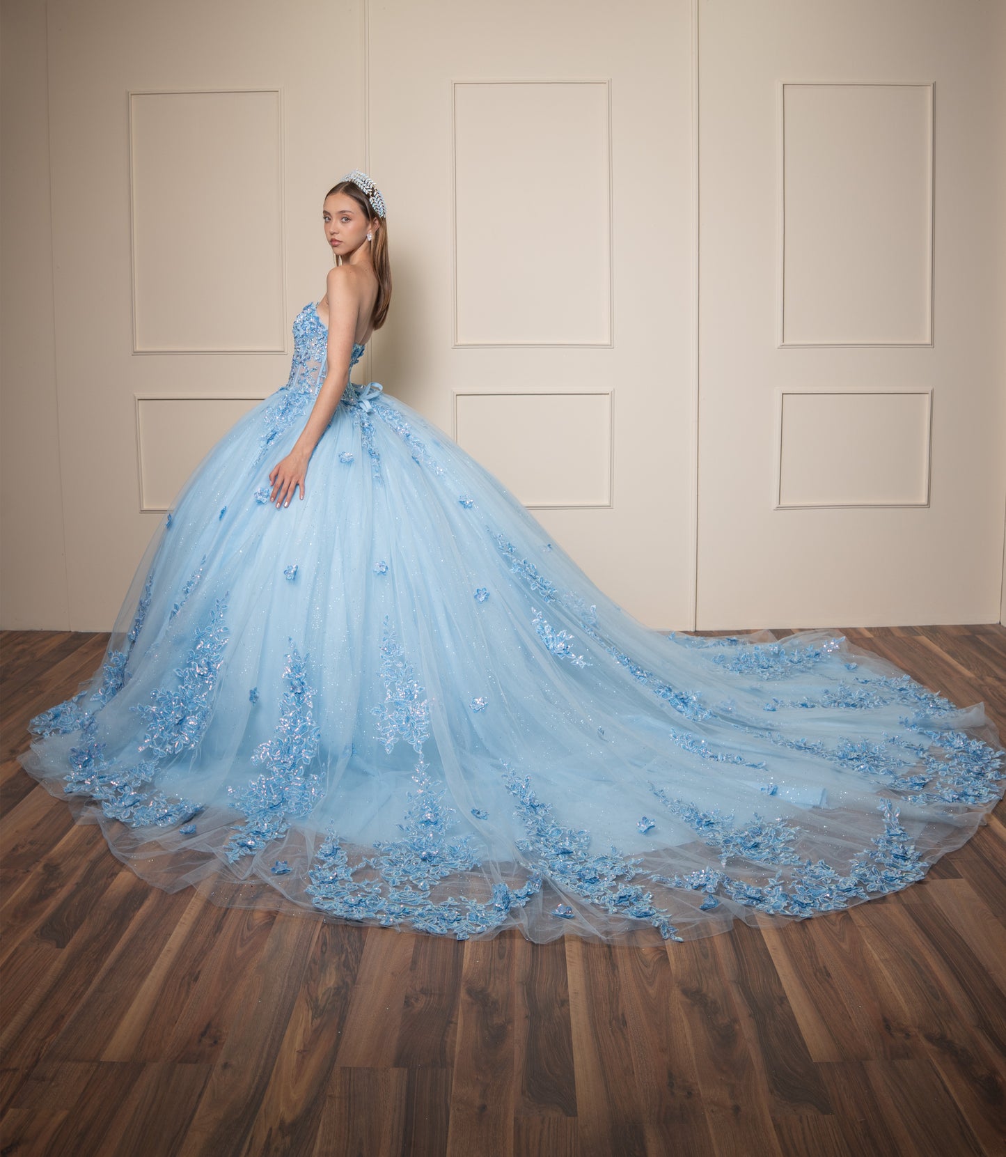 Vestido de XV Años Vestido Azul Cielo Lentejuela Tornasol Estraple