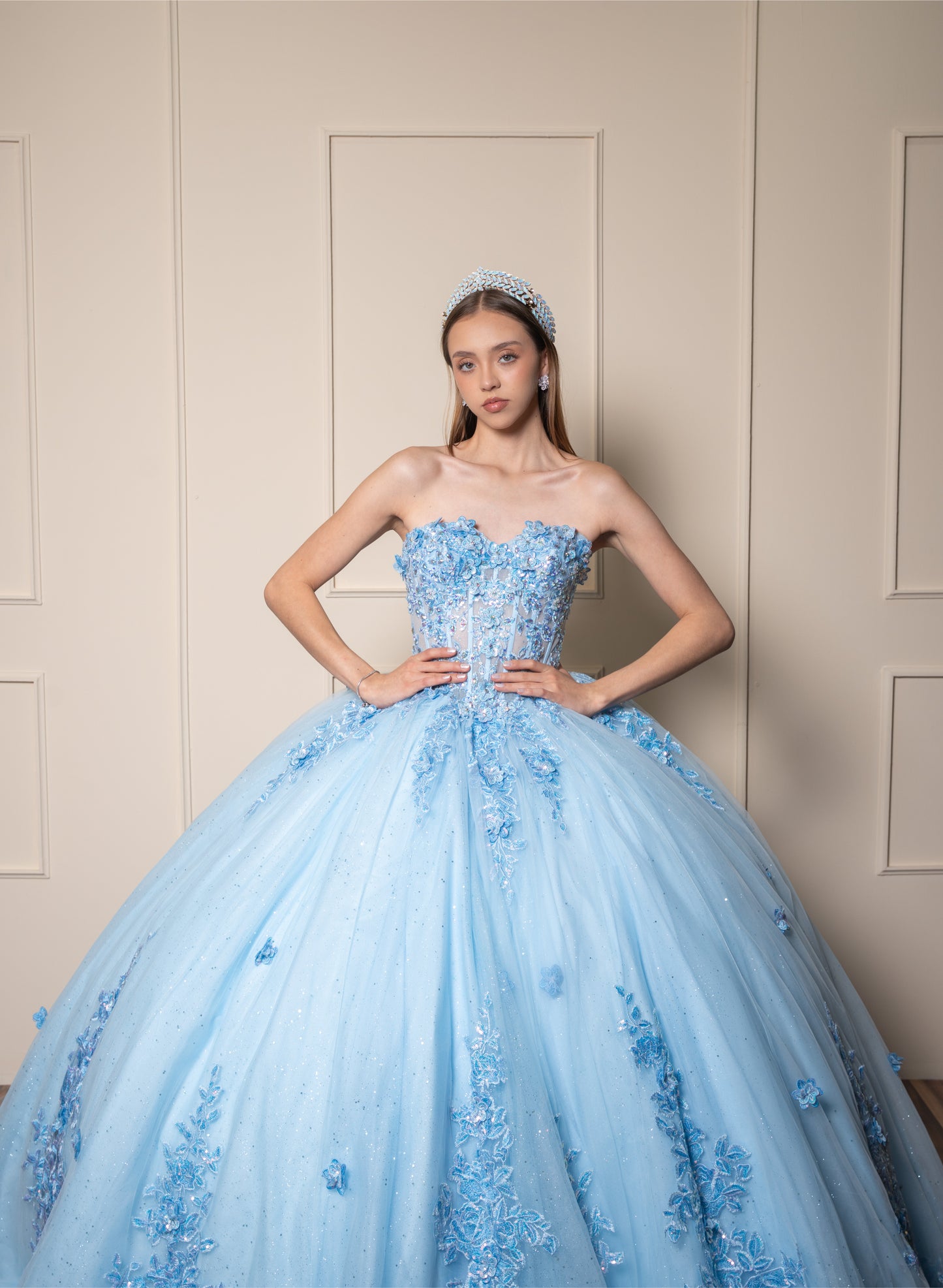 Vestido de XV Años Vestido Azul Cielo Lentejuela Tornasol Estraple