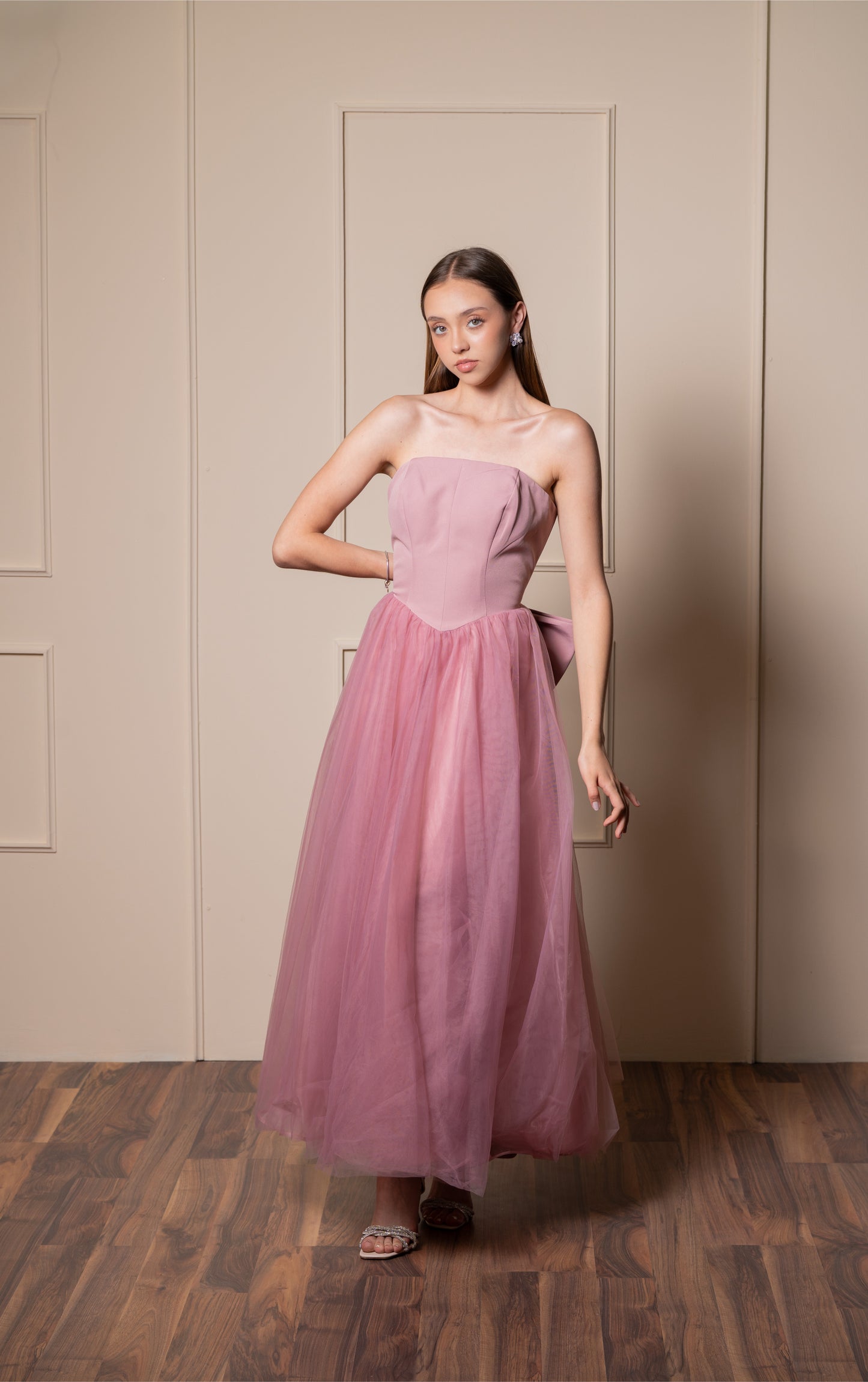 Vestido Corte A Midi Moño Atrás