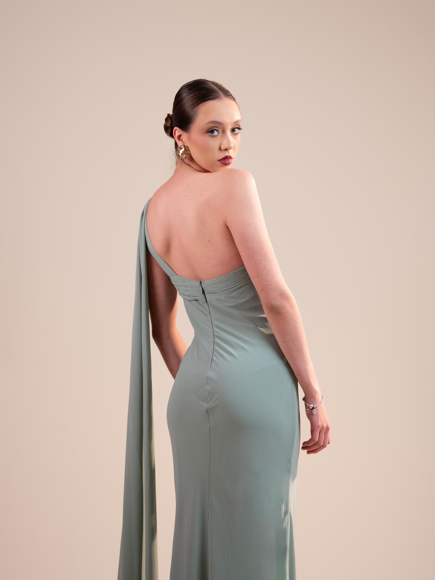 Verde Sage Liso Banda En un Tirante