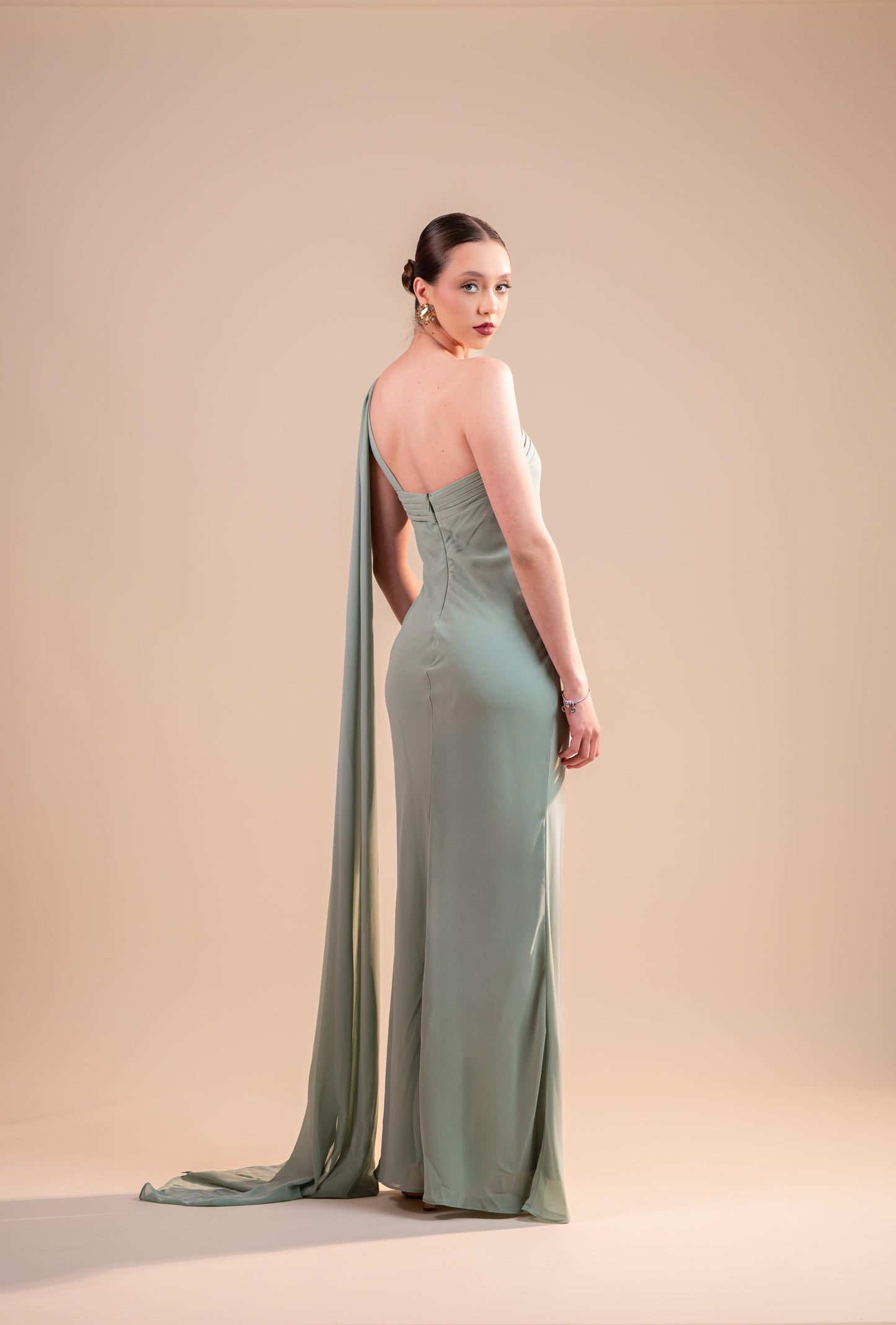 Verde Sage Liso Banda En un Tirante