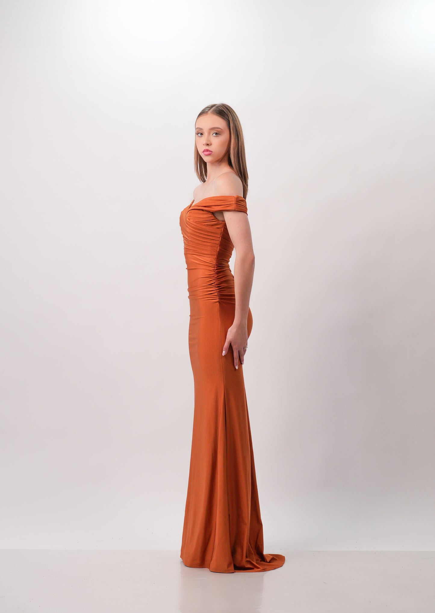 Vestido Cobre Manga En Hombro Corte Sirena