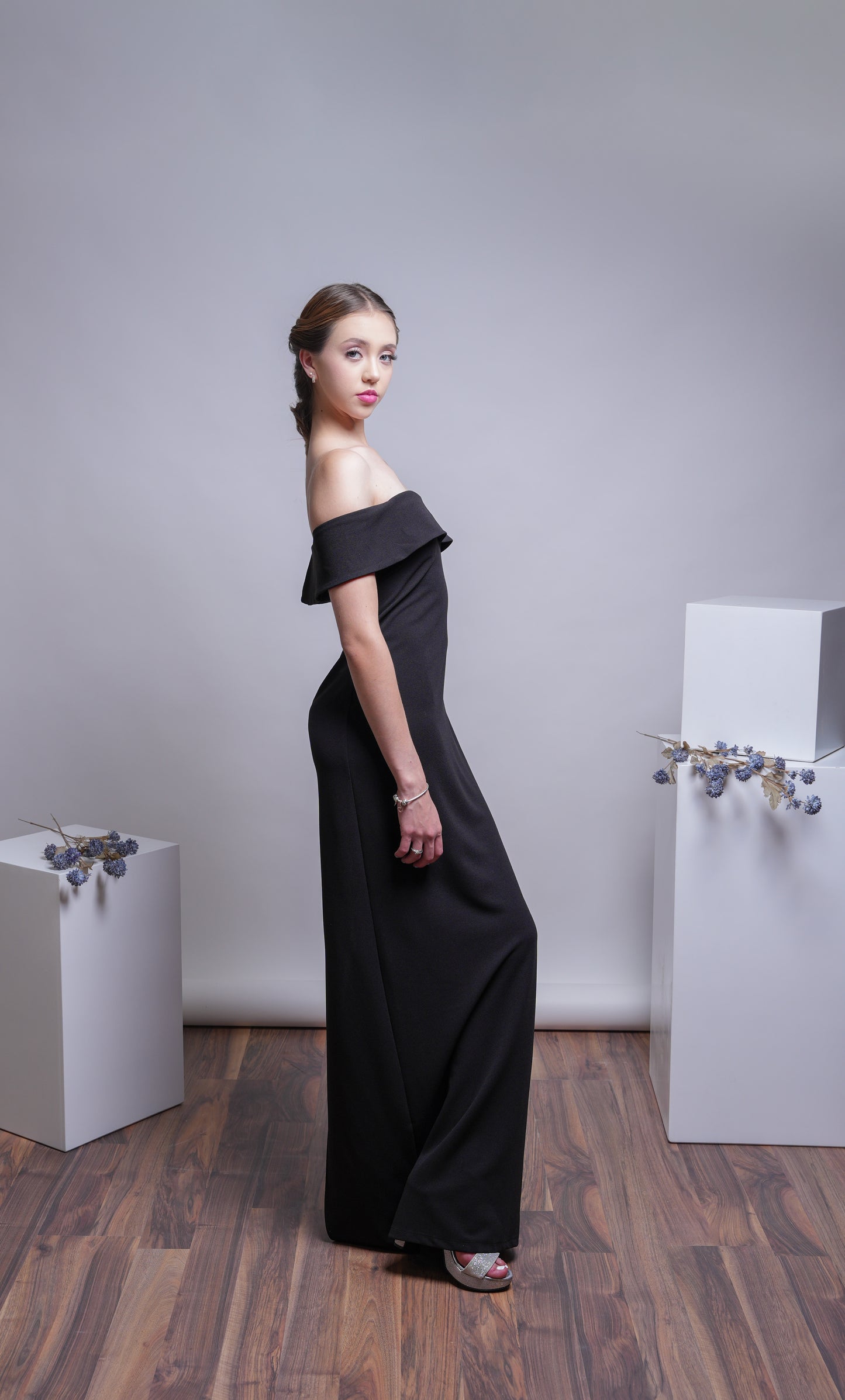 Vestido Negro Liso Manga Caida
