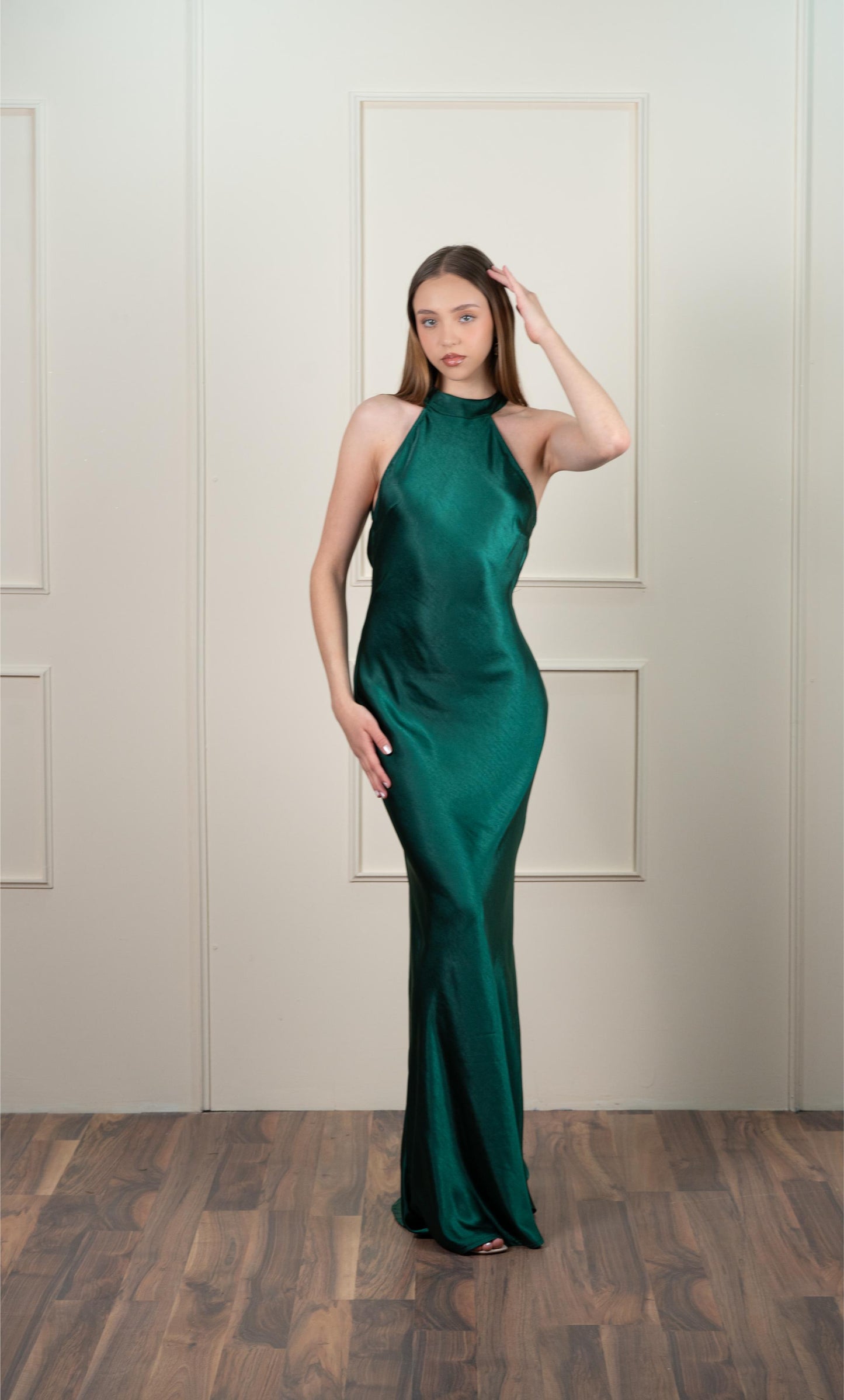 Vestido Verde Halter Espalda Baja