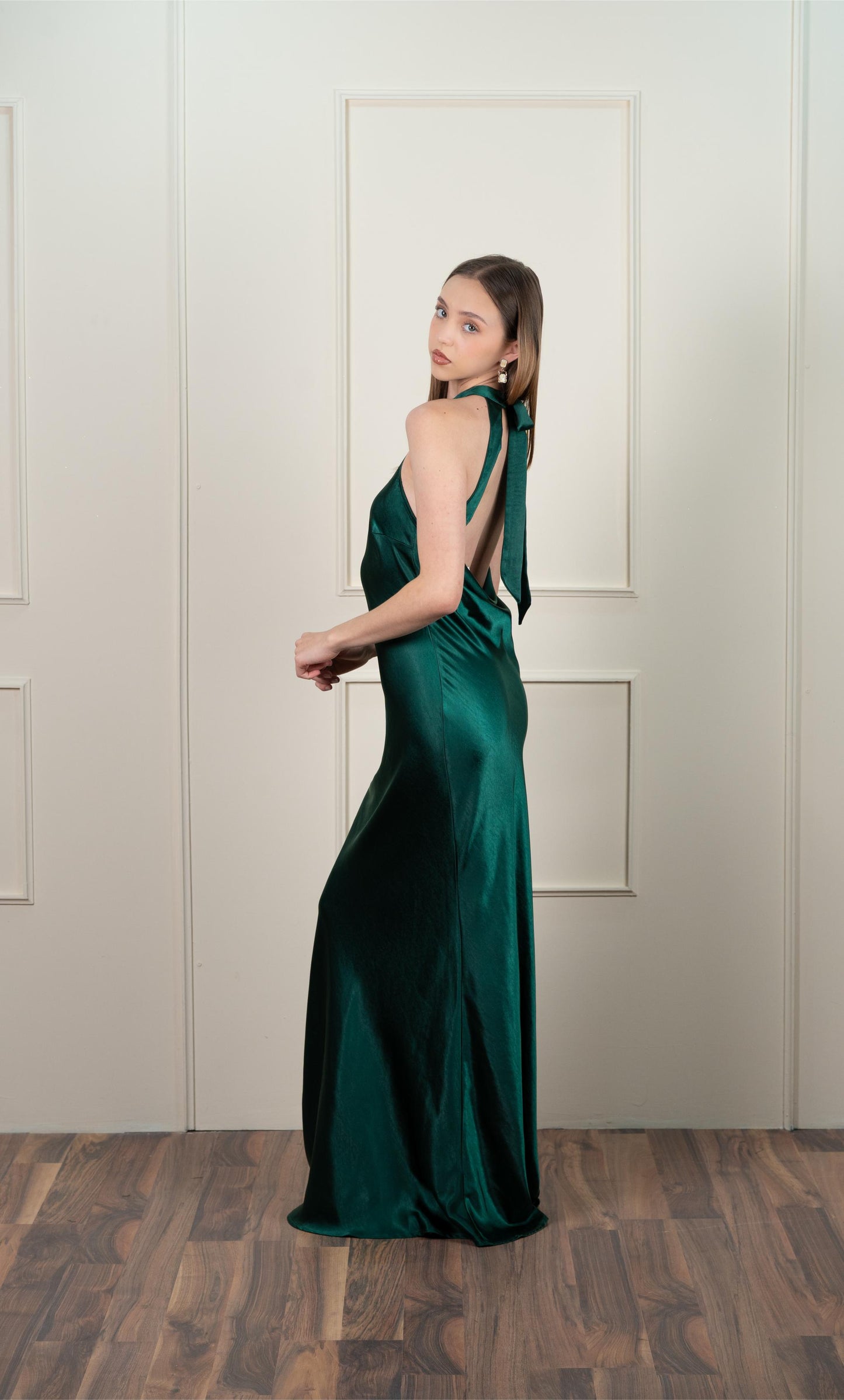 Vestido Verde Halter Espalda Baja