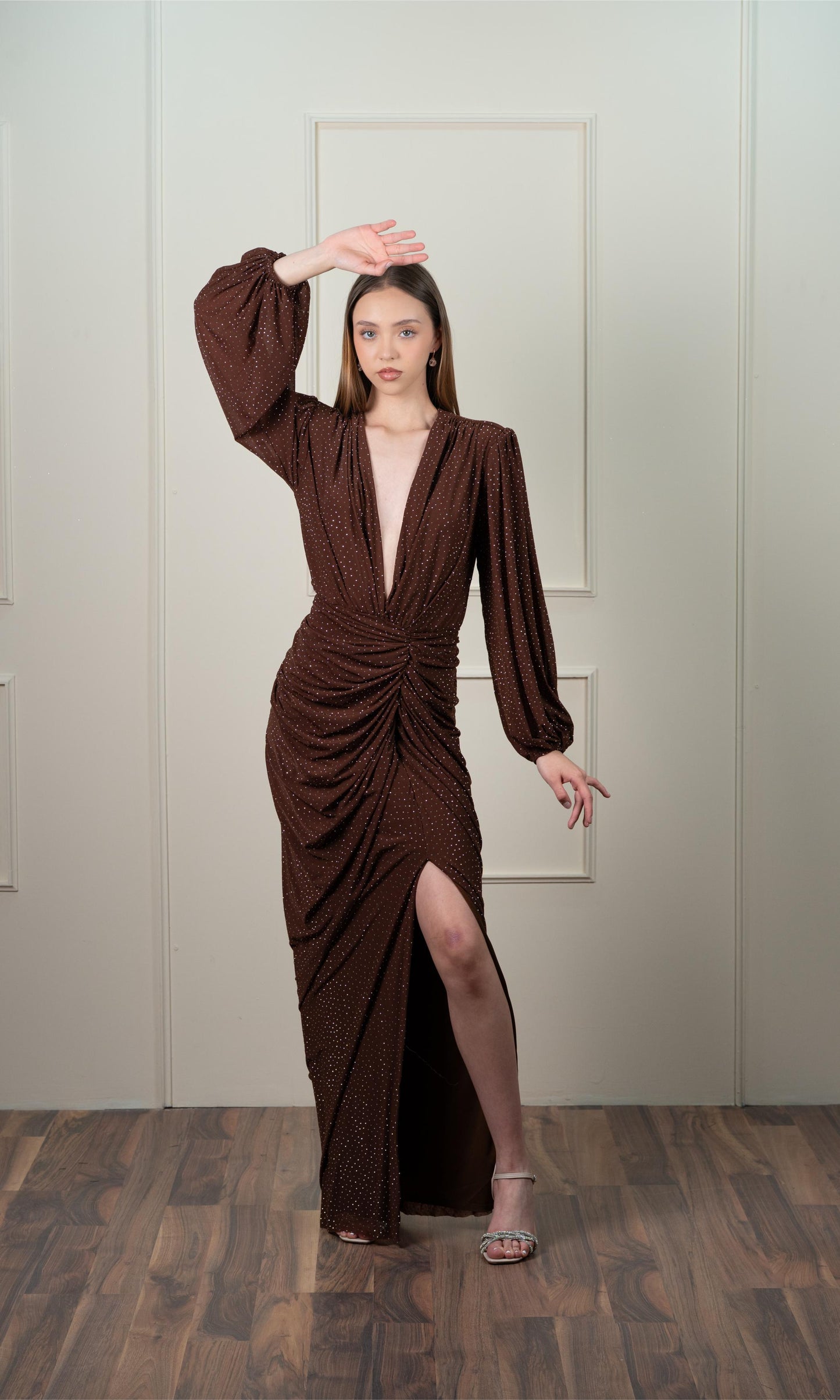 Vestido Con Brillos Manga Larga Corrugado En Cintura