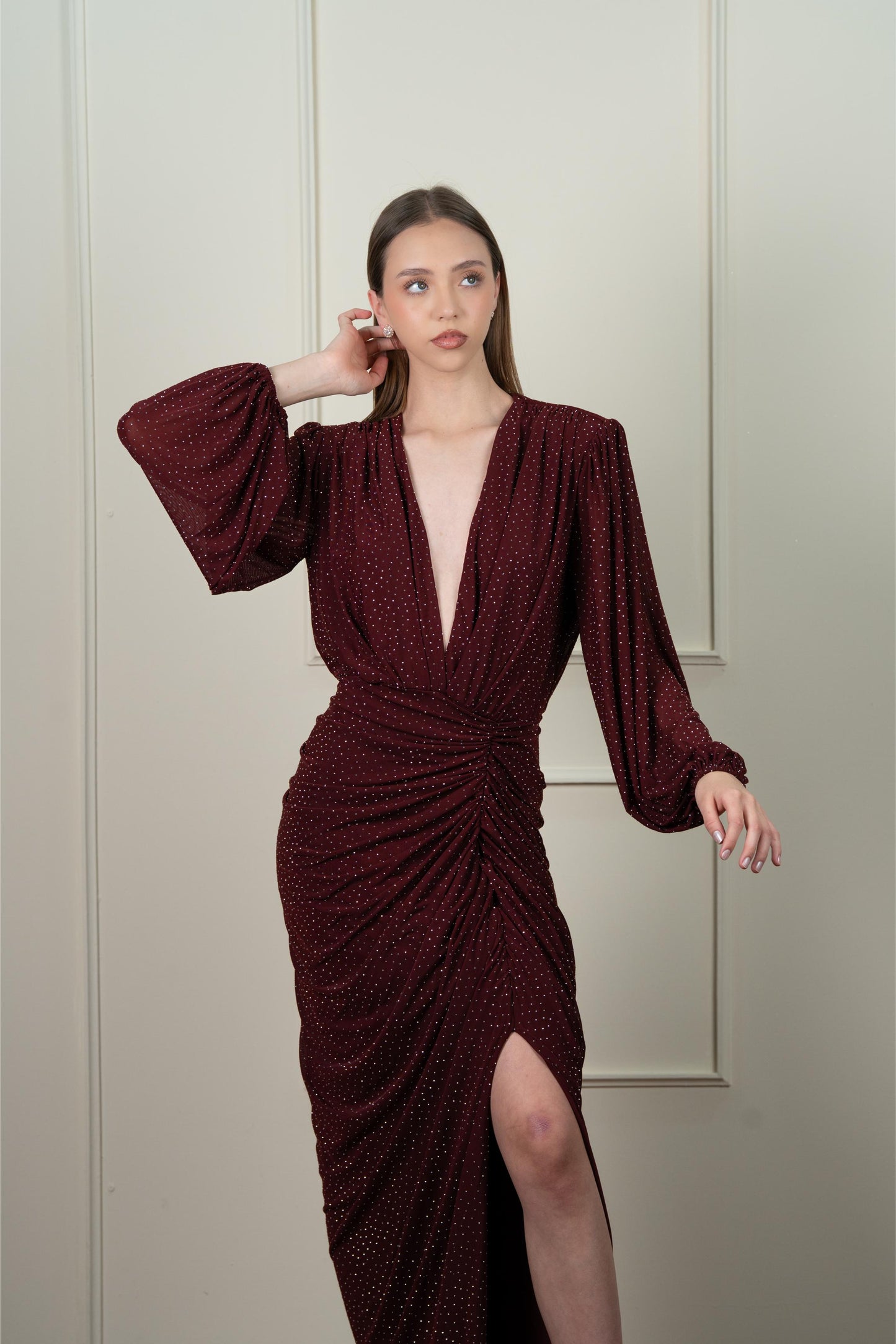 Vestido Con Brillos Manga Larga Corrugado En Cintura