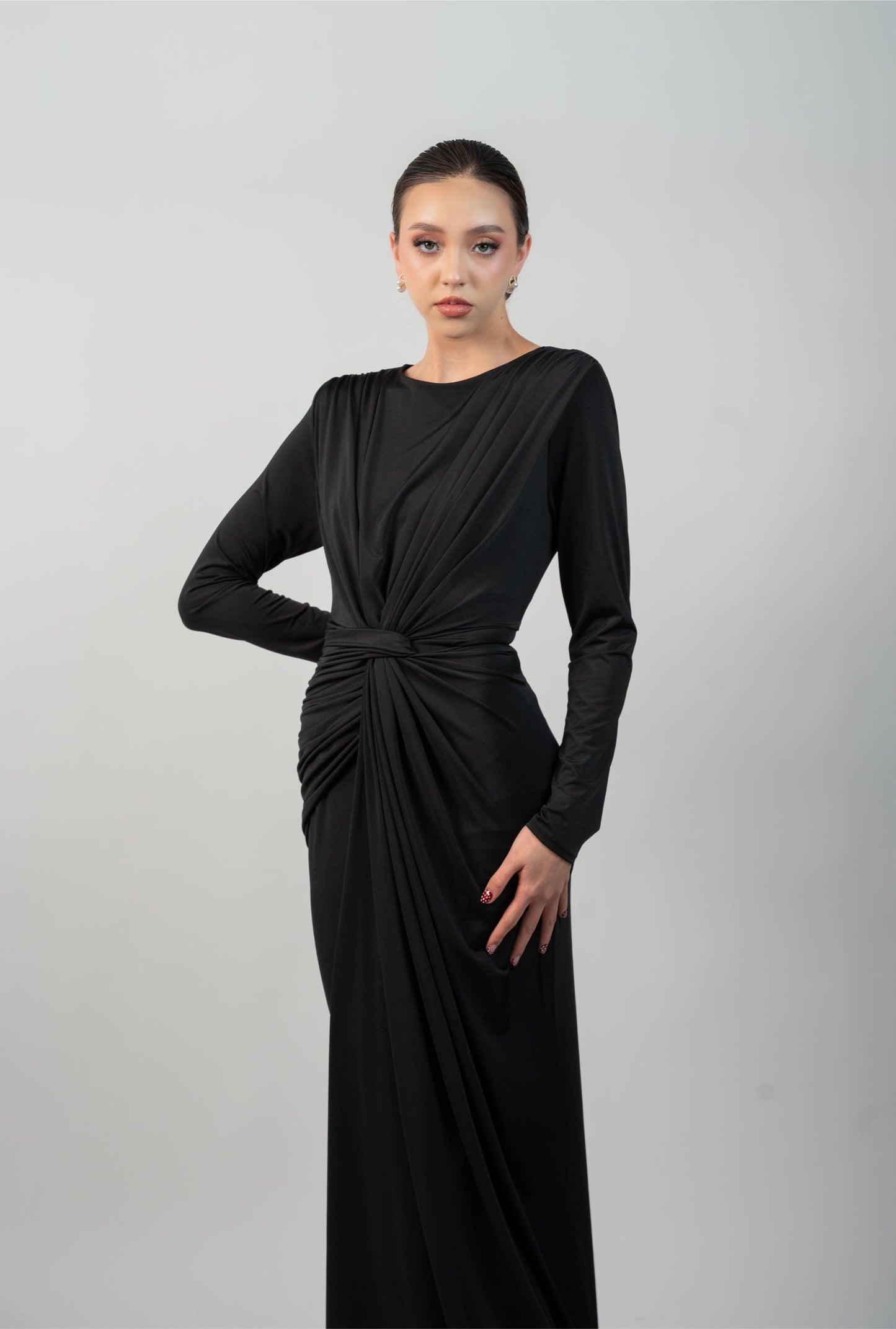 Vestido  Manga Larga Nudo Escote en Cintura