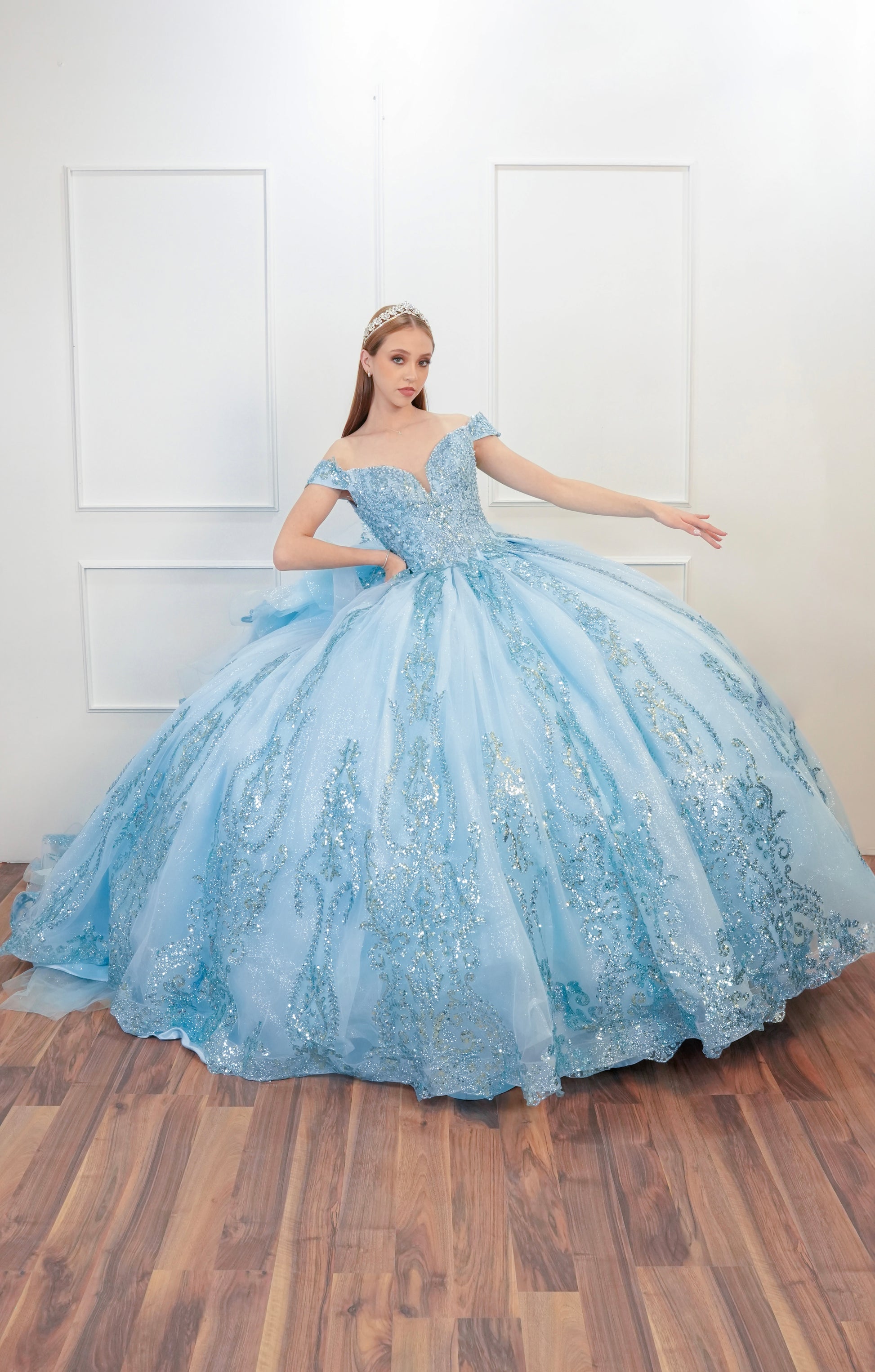 Azul Cielo Vestidos De Xv Años En Azul Rey Color Turquesa