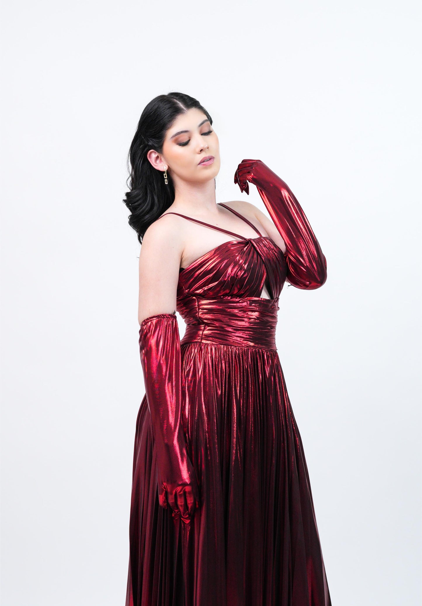 Vestido Vino Metalico Y Guantes