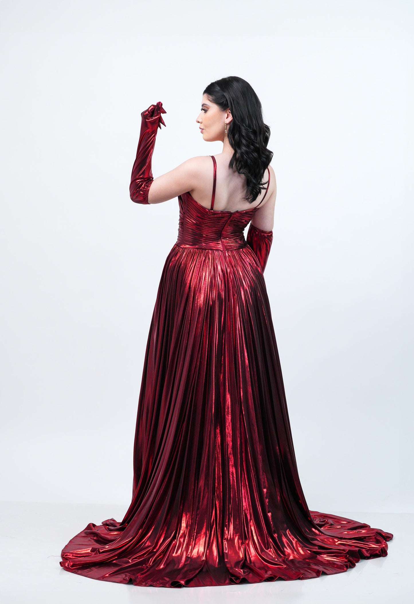 Vestido Vino Metalico Y Guantes