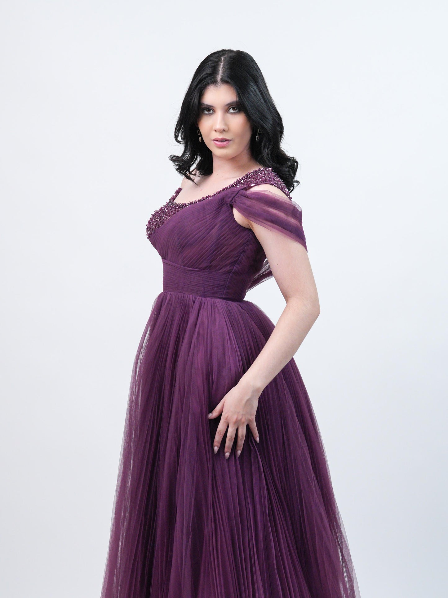 Vestido Morado Ampon Piedras En Pecho