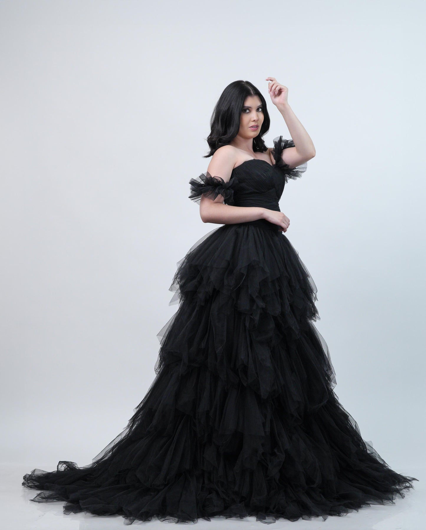 Vestido Negro Corset Y Olanes Abajo