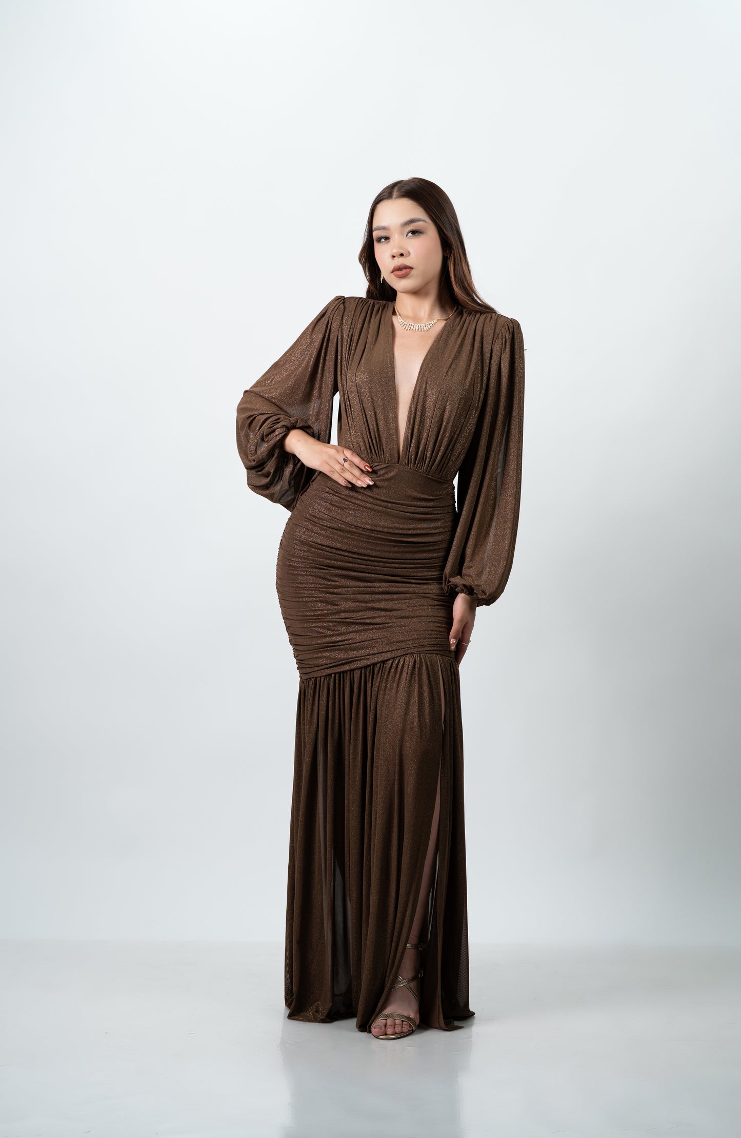 Vestido Cafe Manga Larga Corrugado Abdomen Falda Lisa con Abertura en Pierna