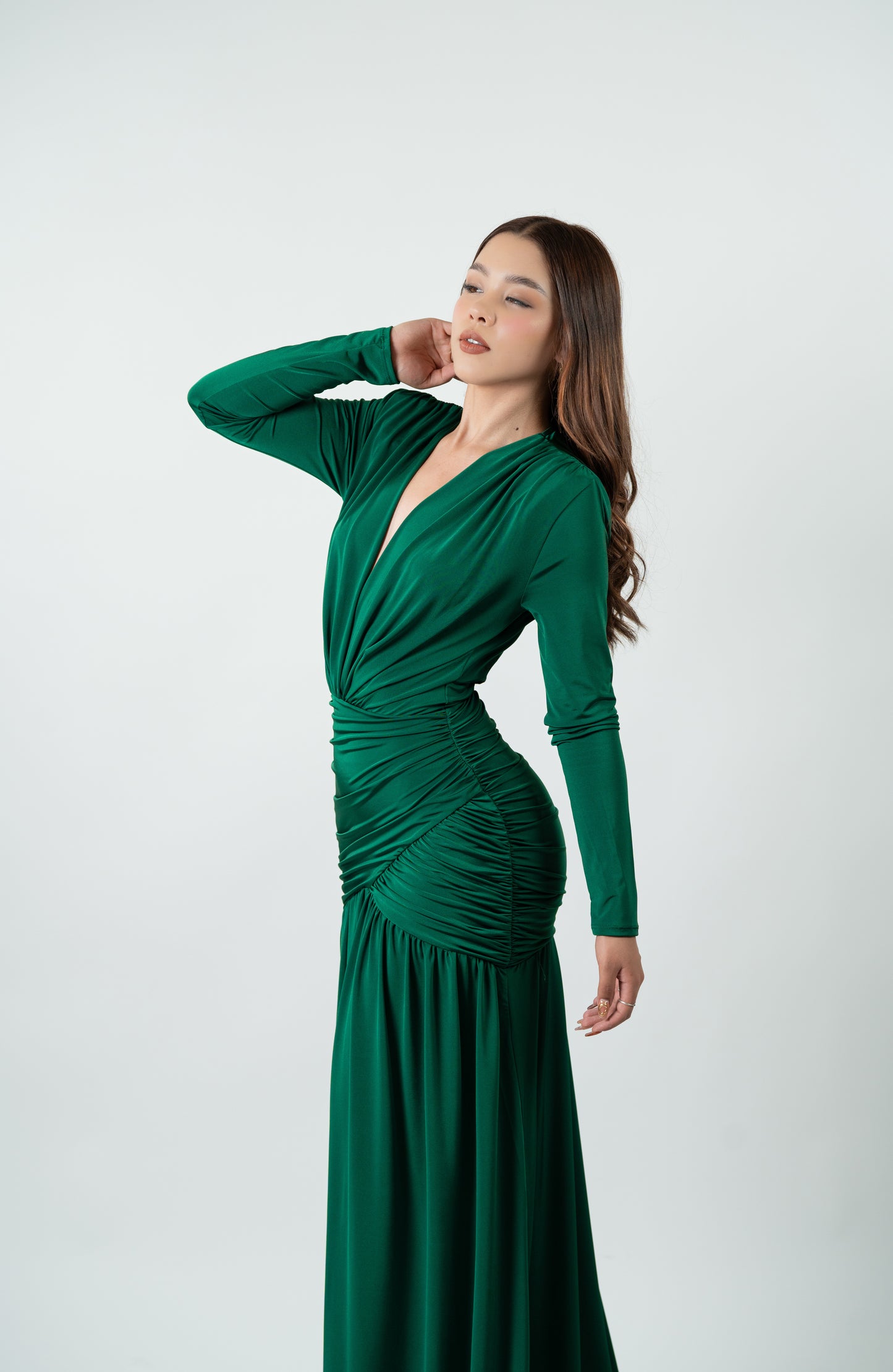 Vestido Verde Manga Larga Corrugado En Abdomen Falda Lisa