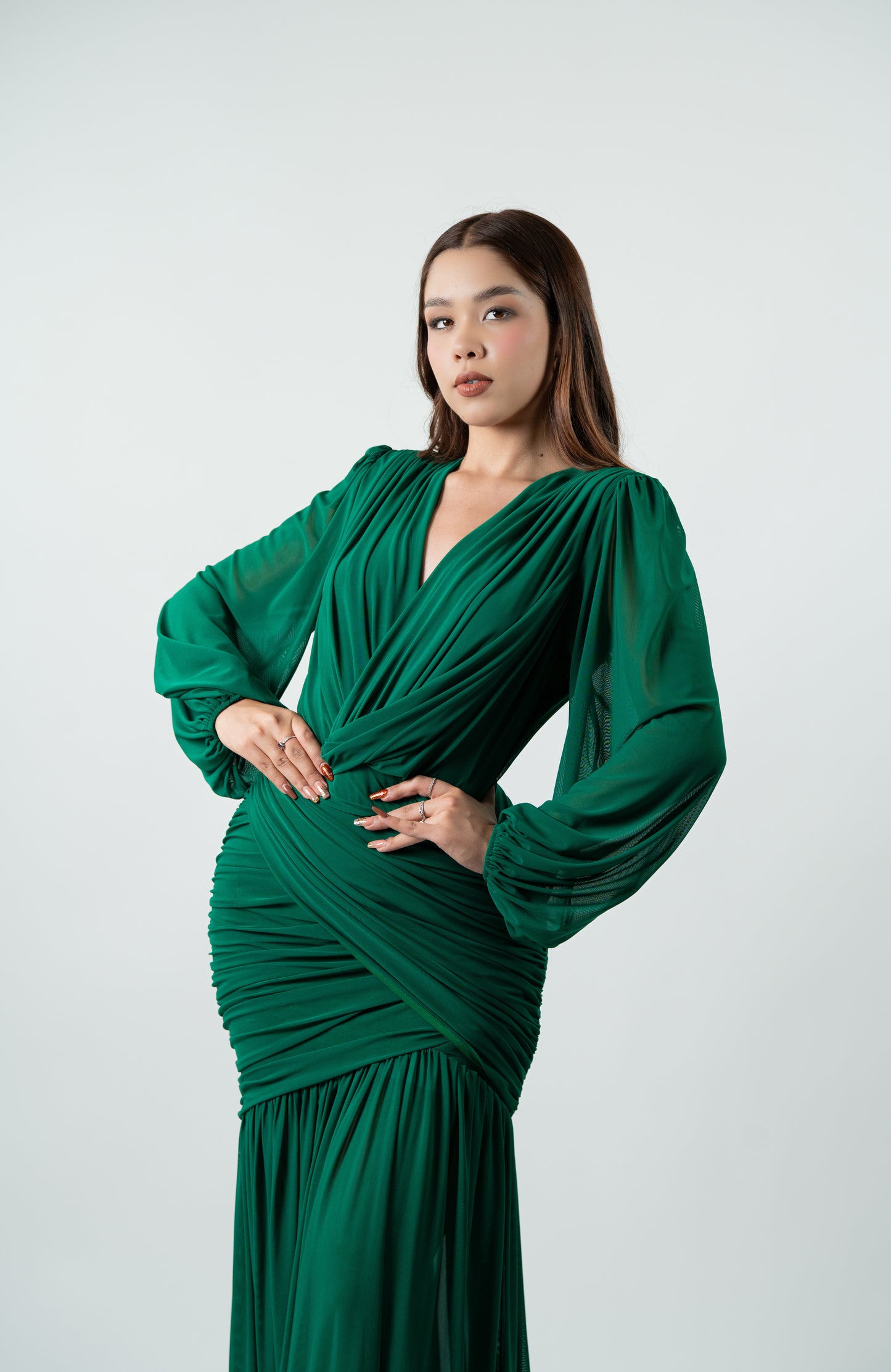 Vestido Verde Manga Larga Corrugado En Abdomen Falda Lisa