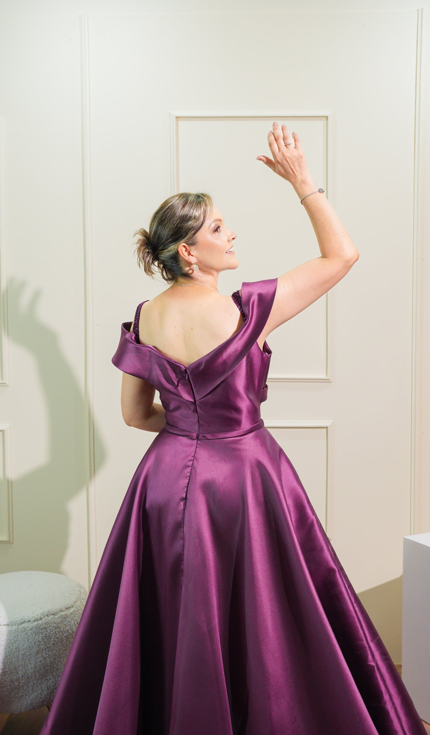 Vestido Violeta Mangas Caídas Ampón