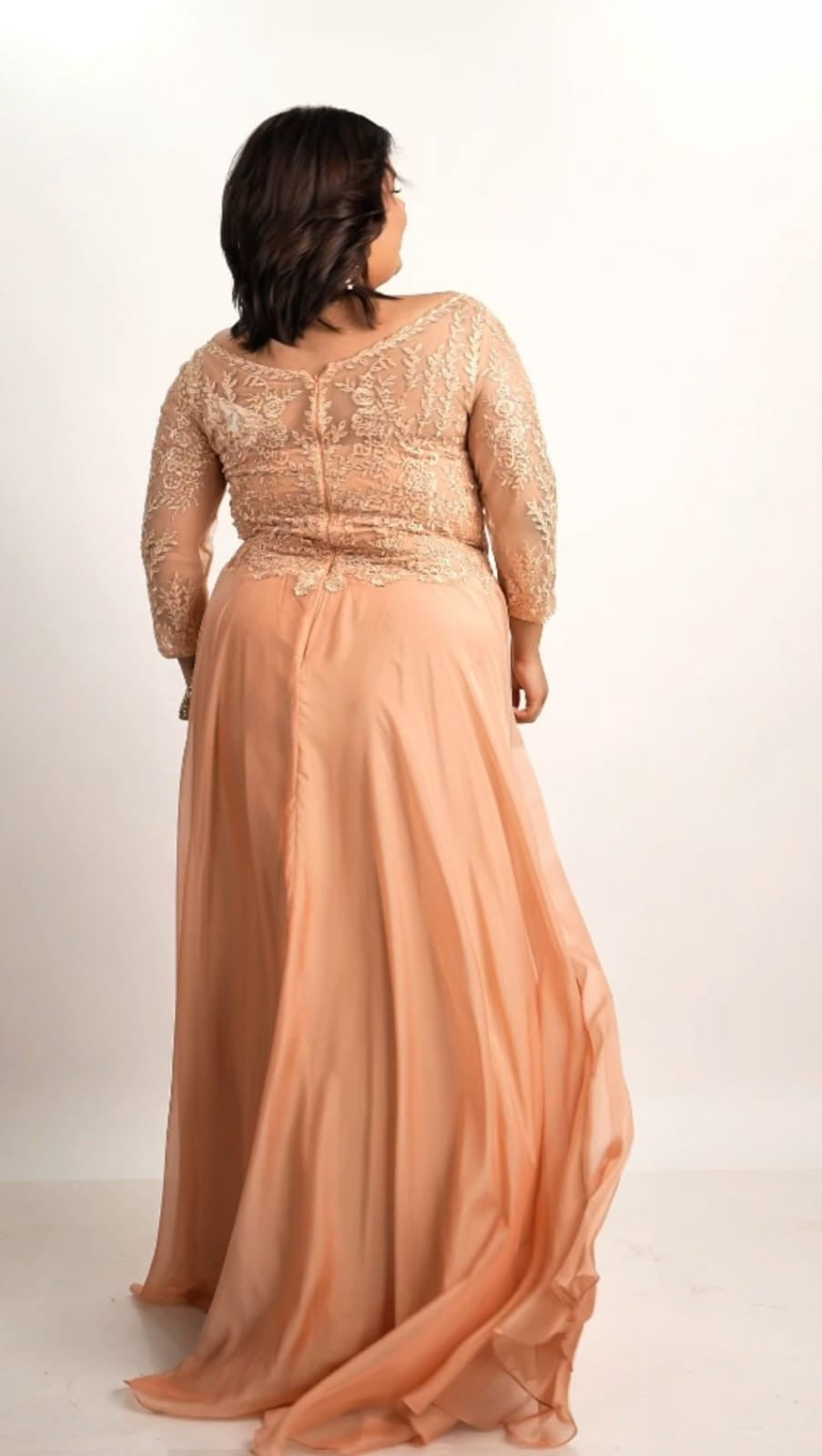 Vestido Melon Corte A Bordado En Abdomen Y Mangas