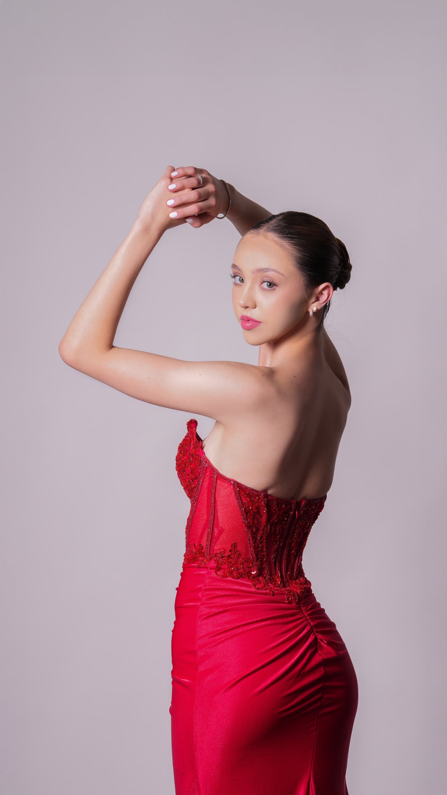 Vestido Rojo Diseño En Abdomen