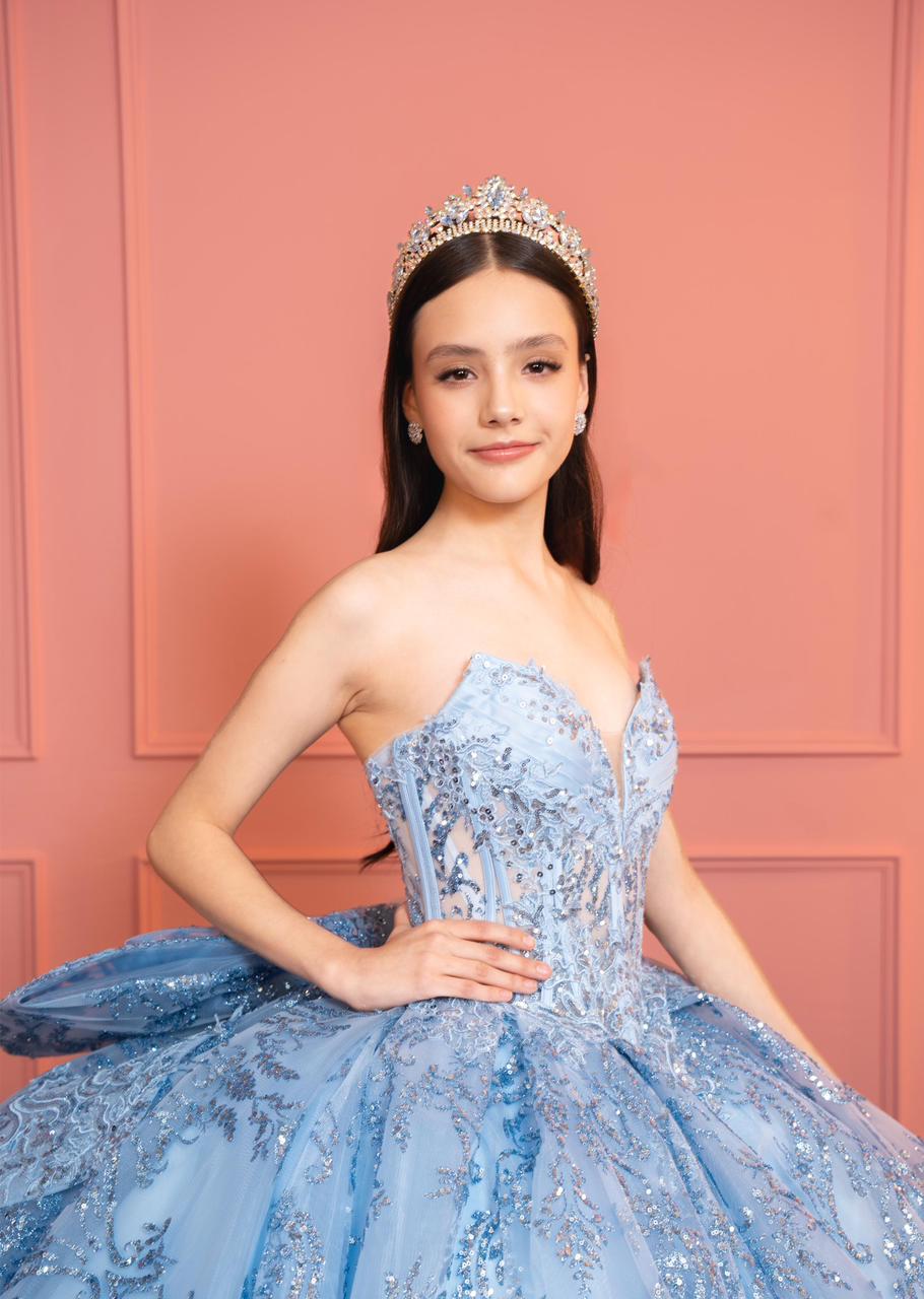 XV  Stephanie (Azul)