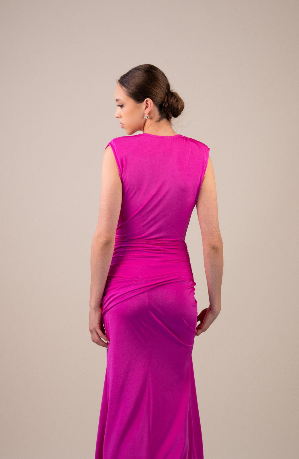 Rosa Fuerte Escote En Pecho