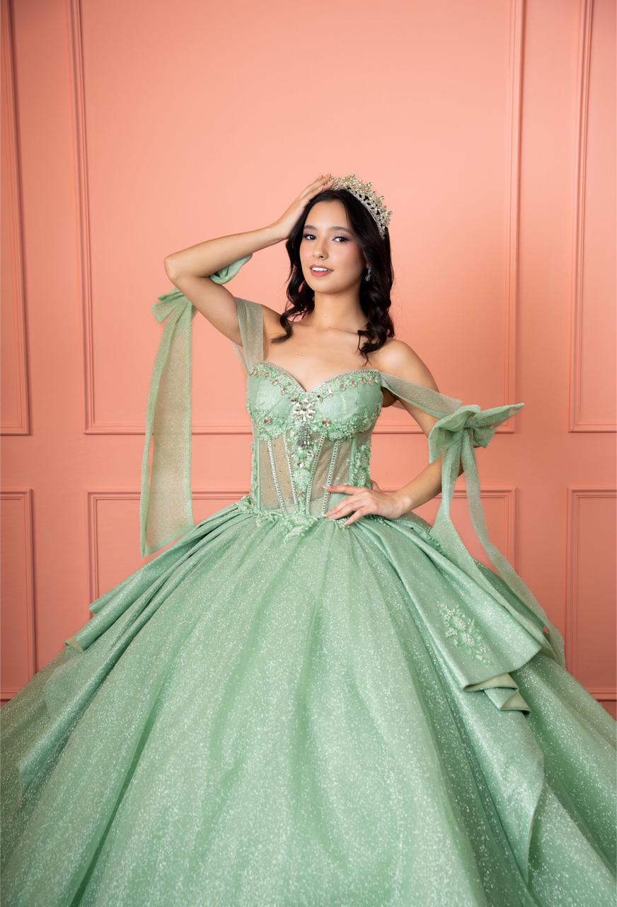 XV Alina (Verde Sage)
