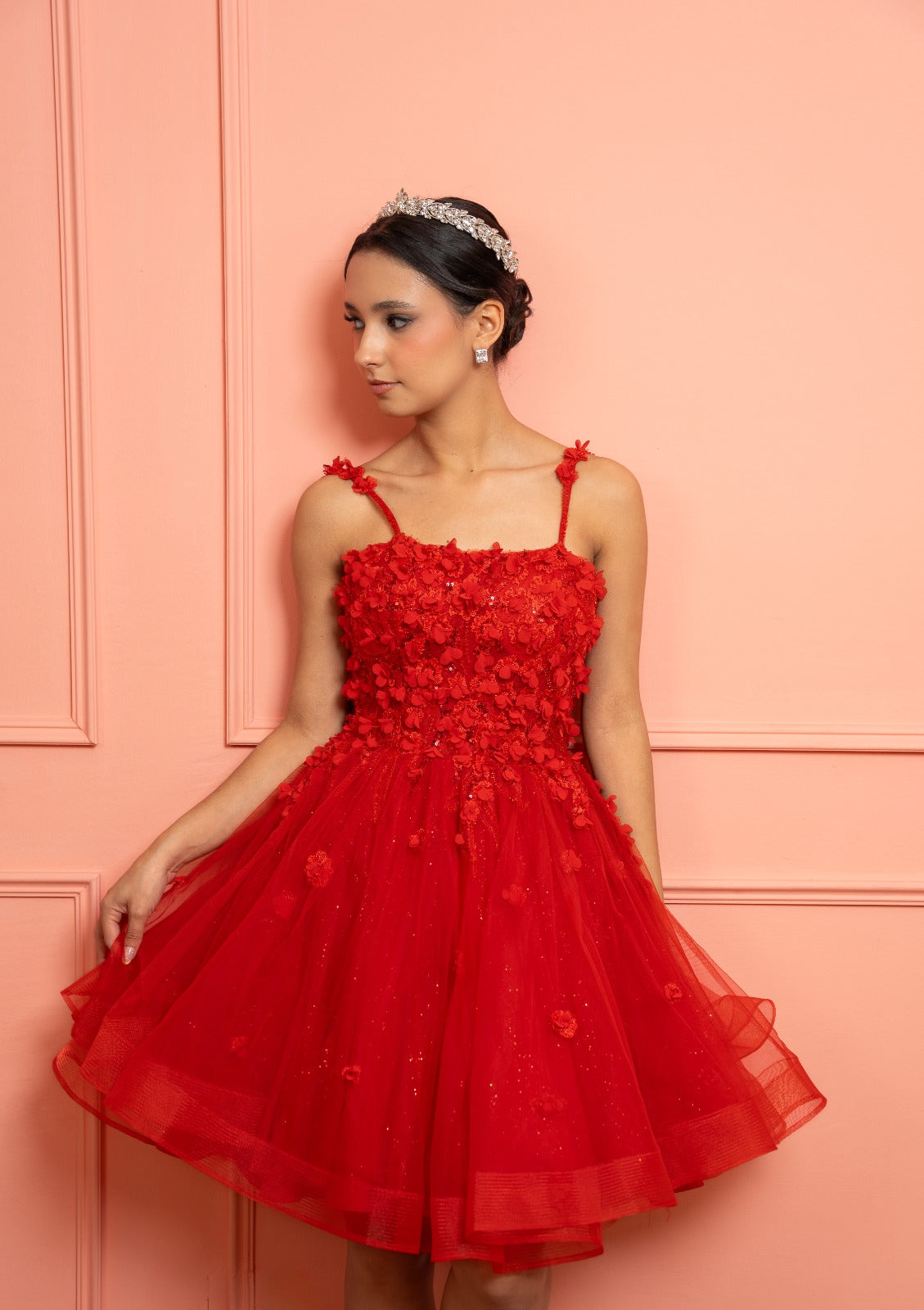 Vestido XV Años Rojo Detalle En Corset De Flores Corto
