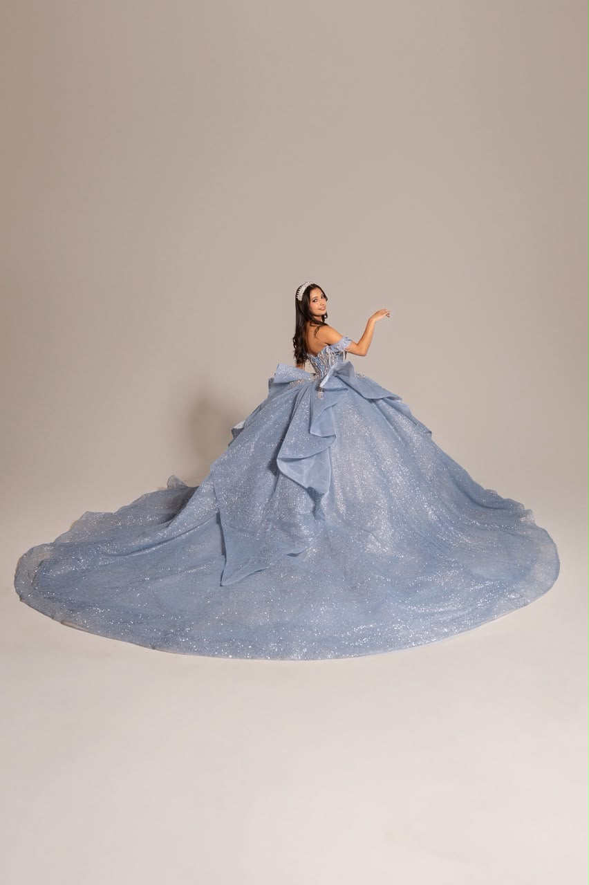 XV Elaine (Azul/Plata)