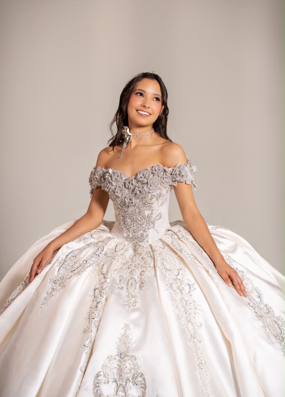 XV Perla (Ivory)