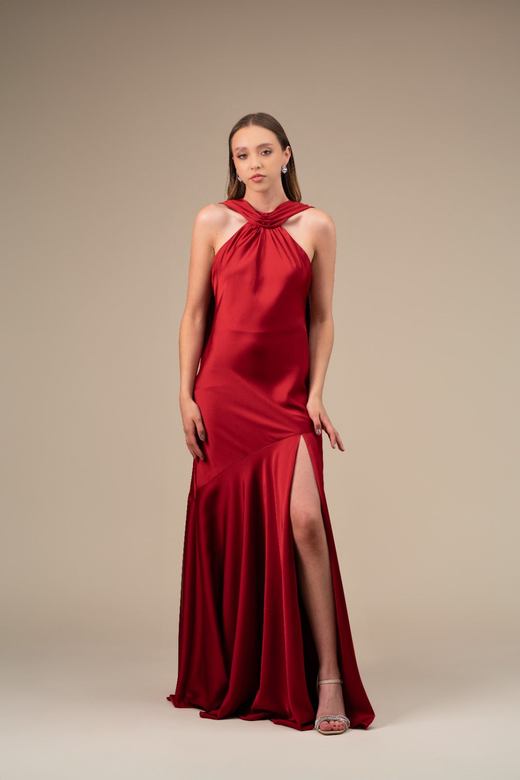 Vino Satin Estola En Mangas