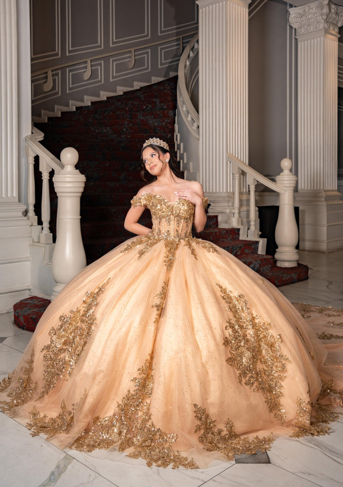 XV Reyna (Dorado)