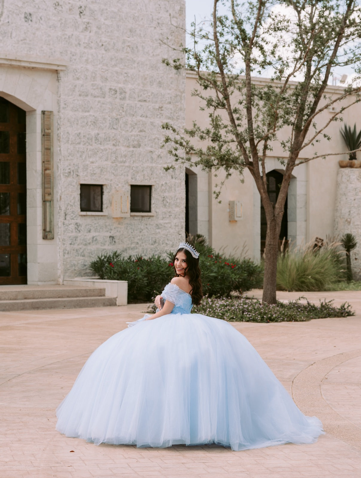 XV Fanny (Azul Cielo)