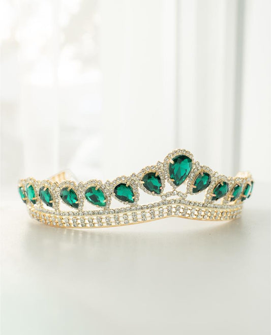 Tiara 47