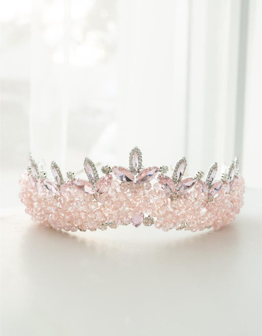 Tiara 53