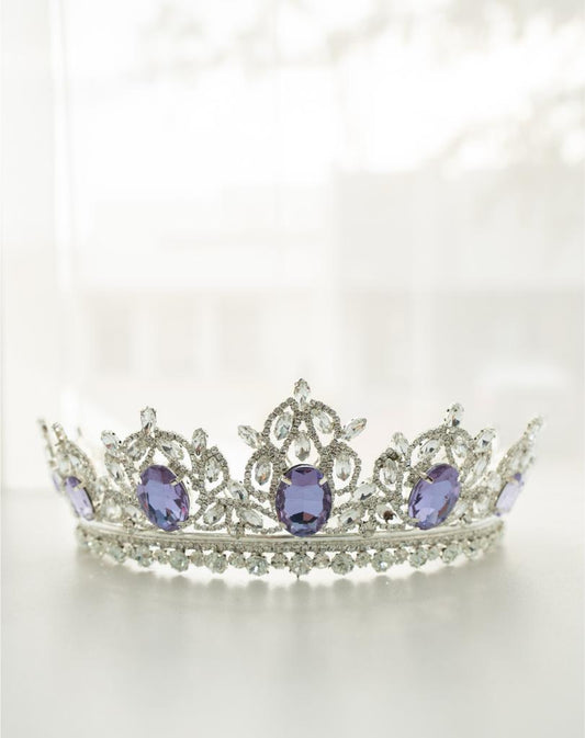Tiara 377 2