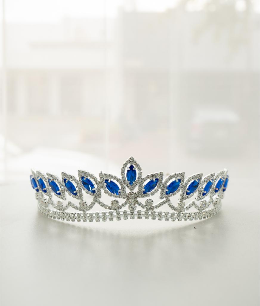 Tiara 8