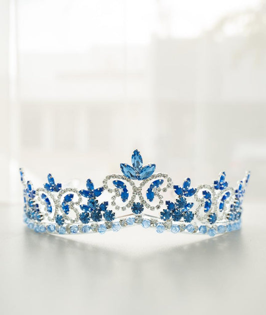 Tiara 41