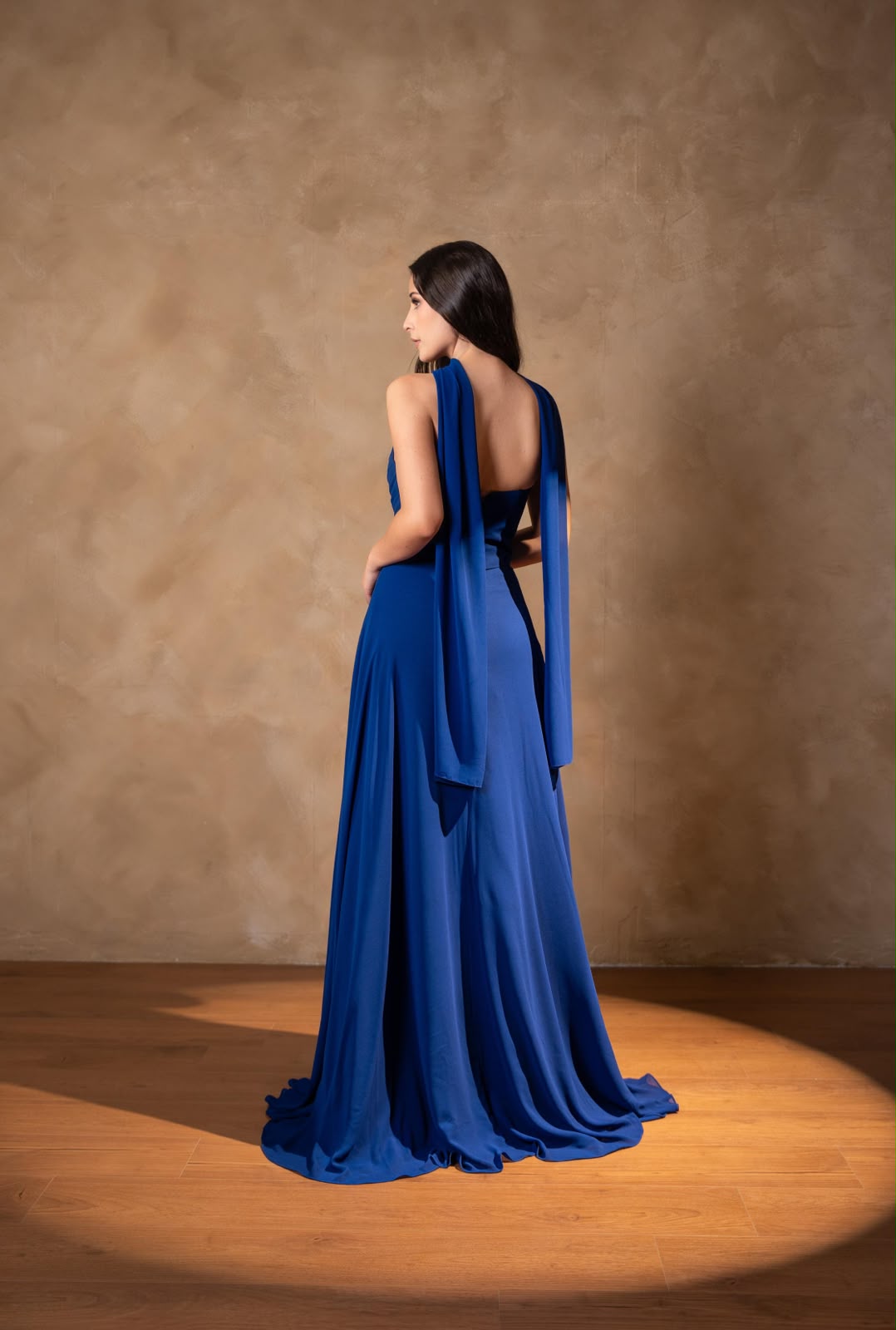 Vestido Azul Rey Corte A Con Estola
